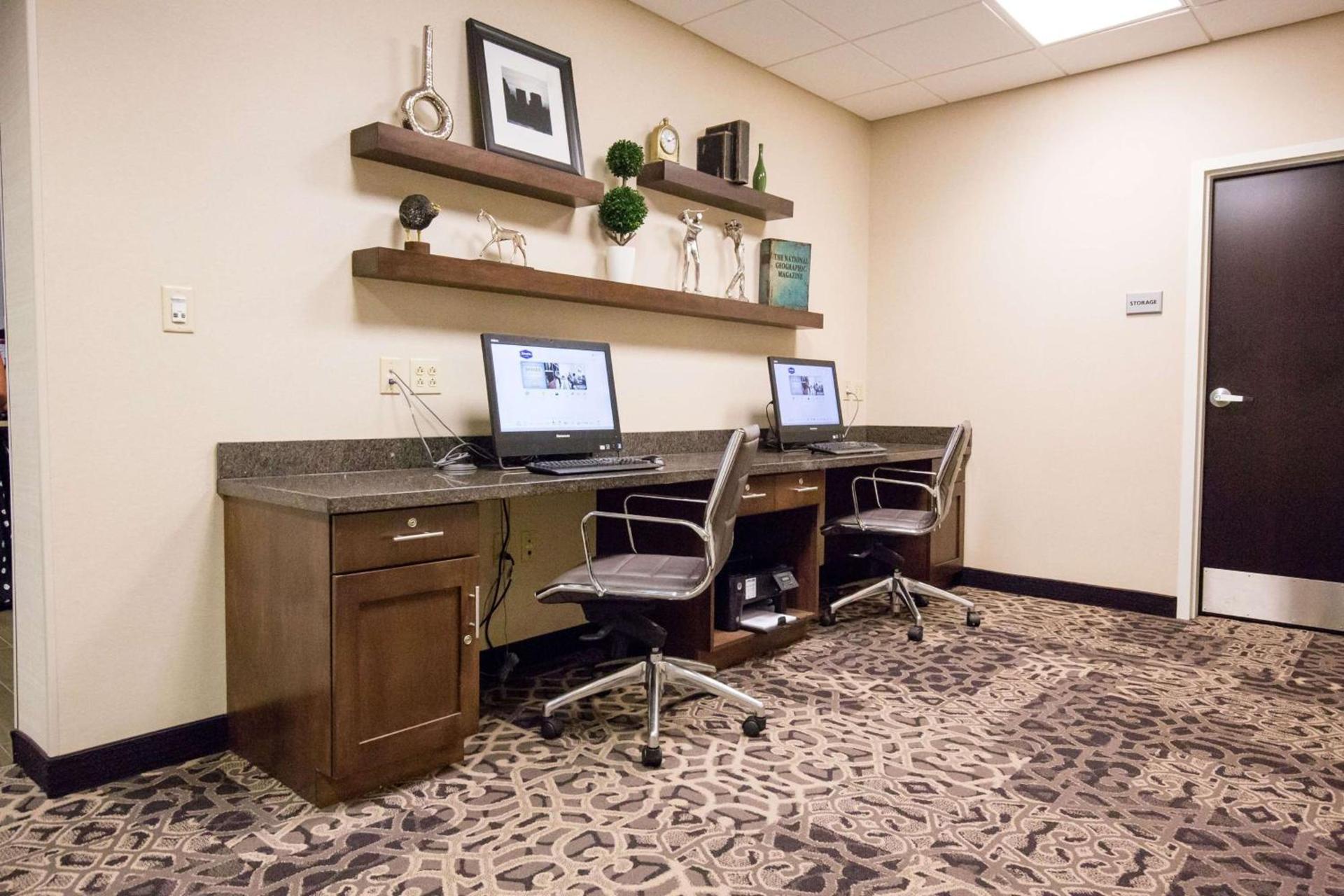Hampton Inn & Suites - Pittsburgh/Harmarville, PA photo 62