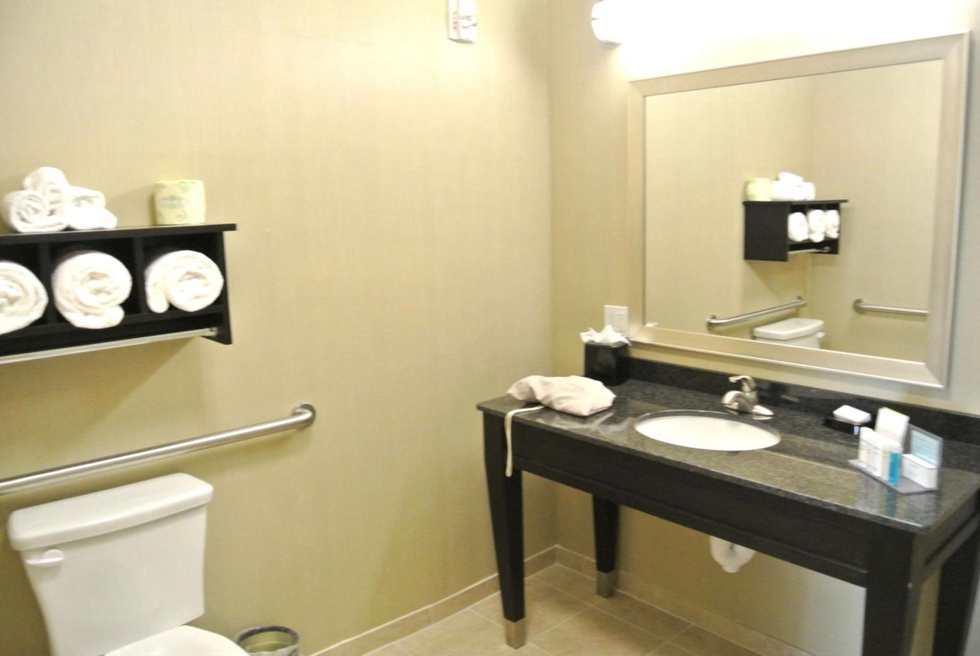 Hampton Inn Carrizo Springs photo 20