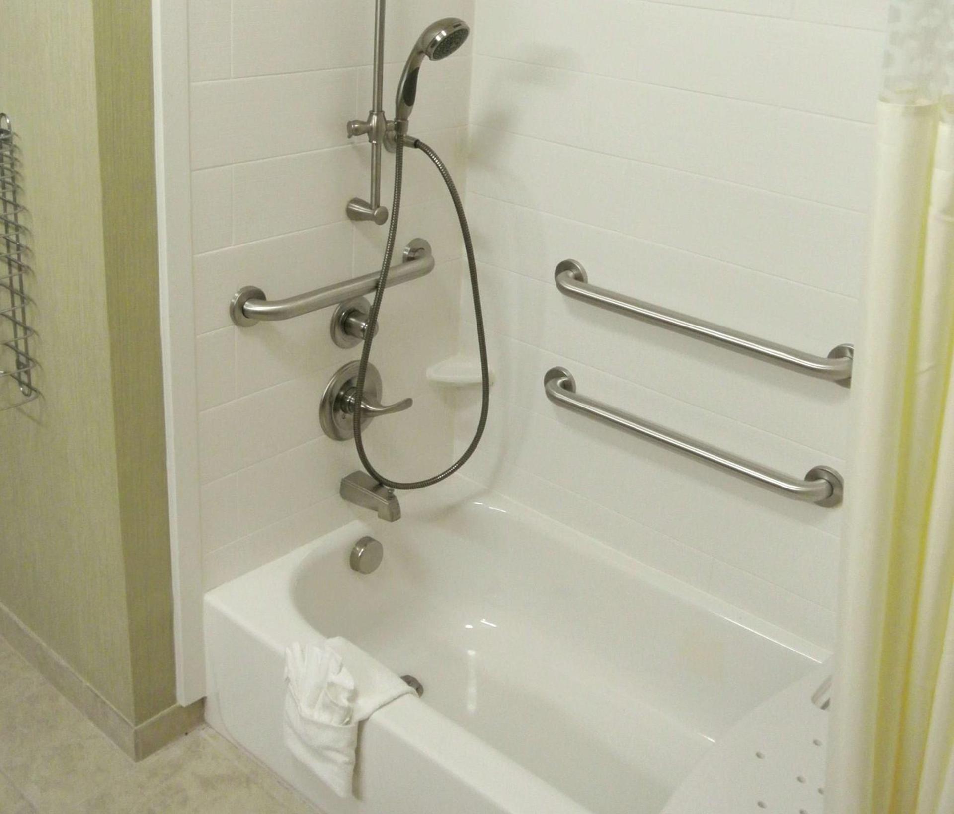 Hampton Inn Carrizo Springs photo 23