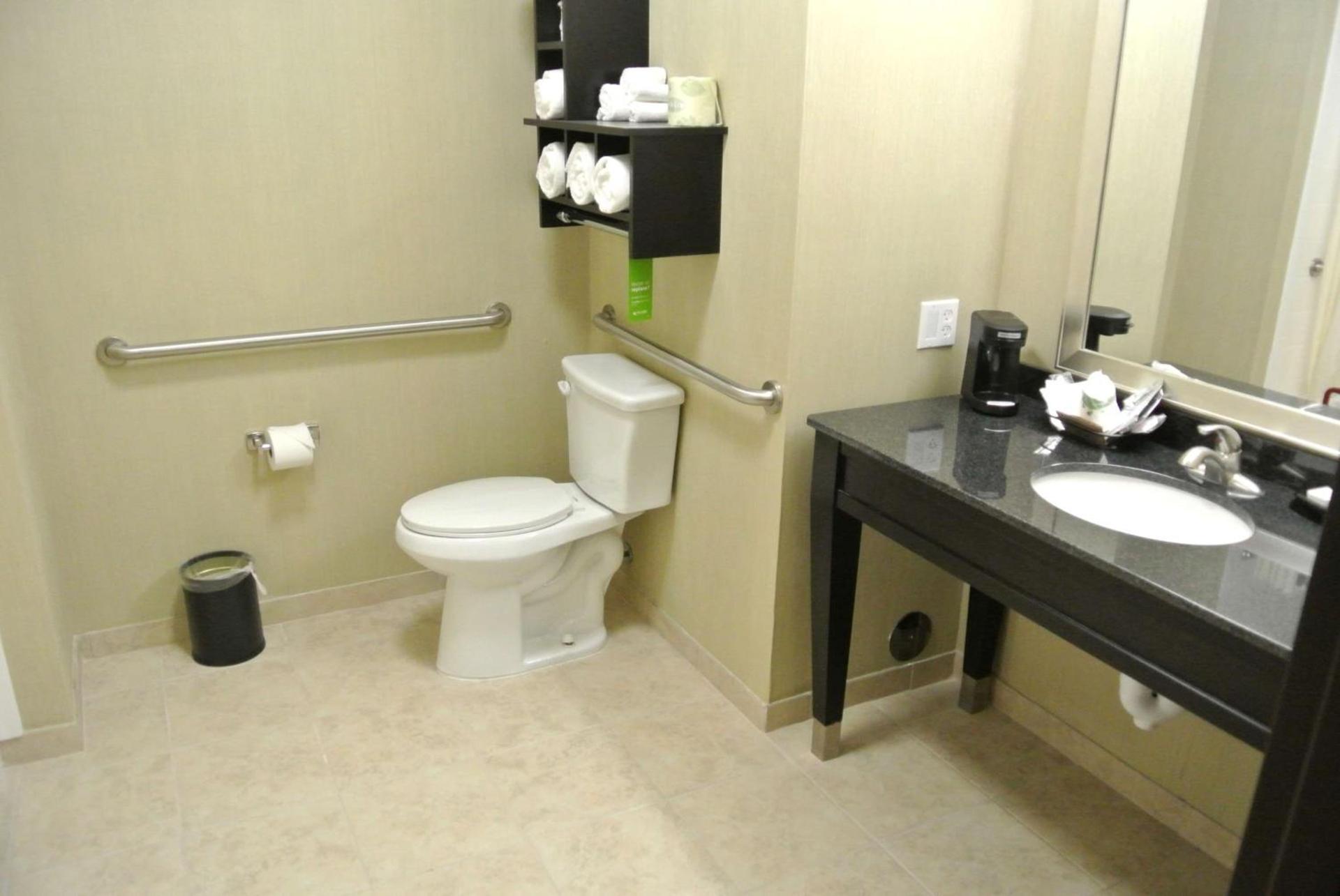 Hampton Inn Carrizo Springs photo 25