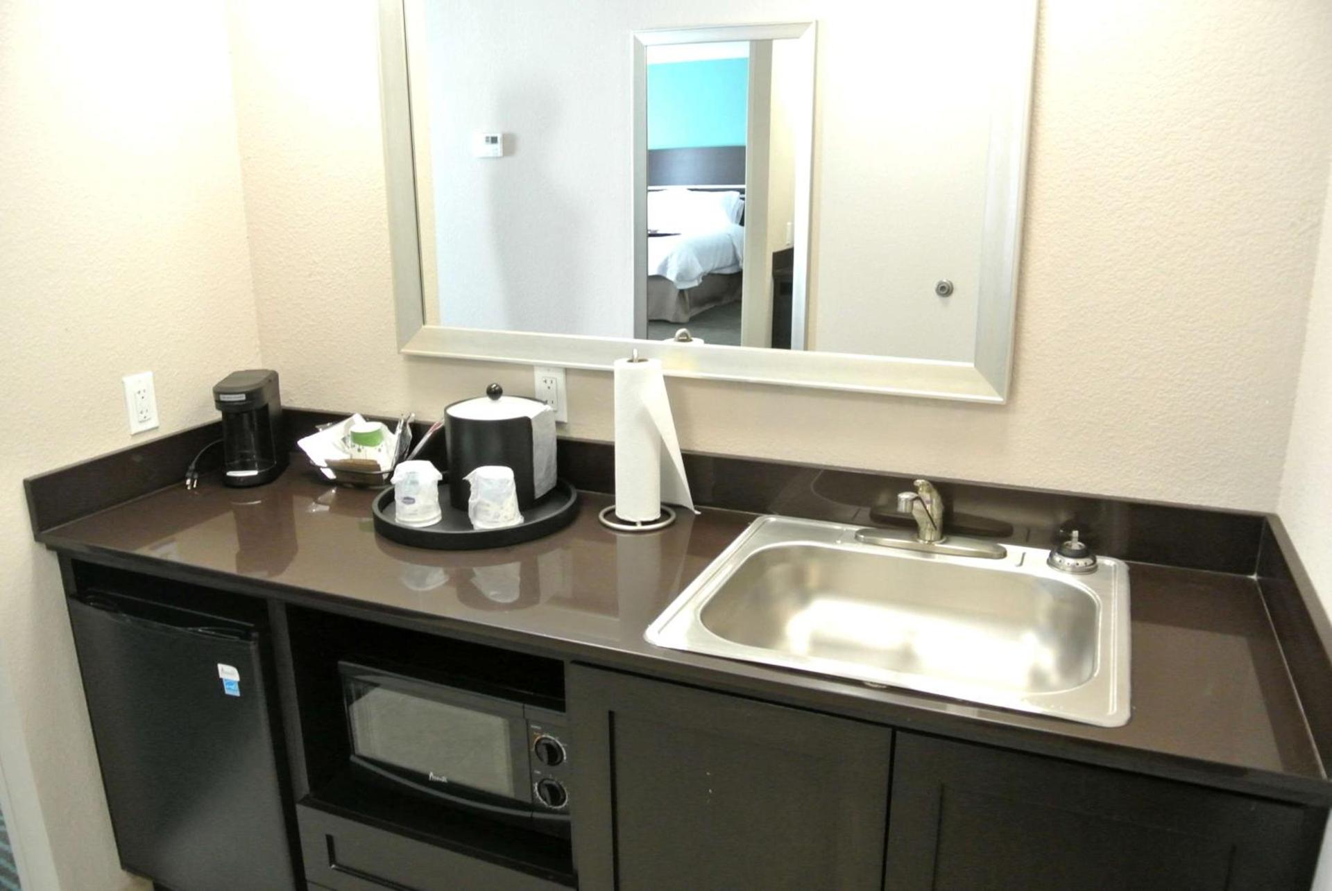 Hampton Inn Carrizo Springs photo 27