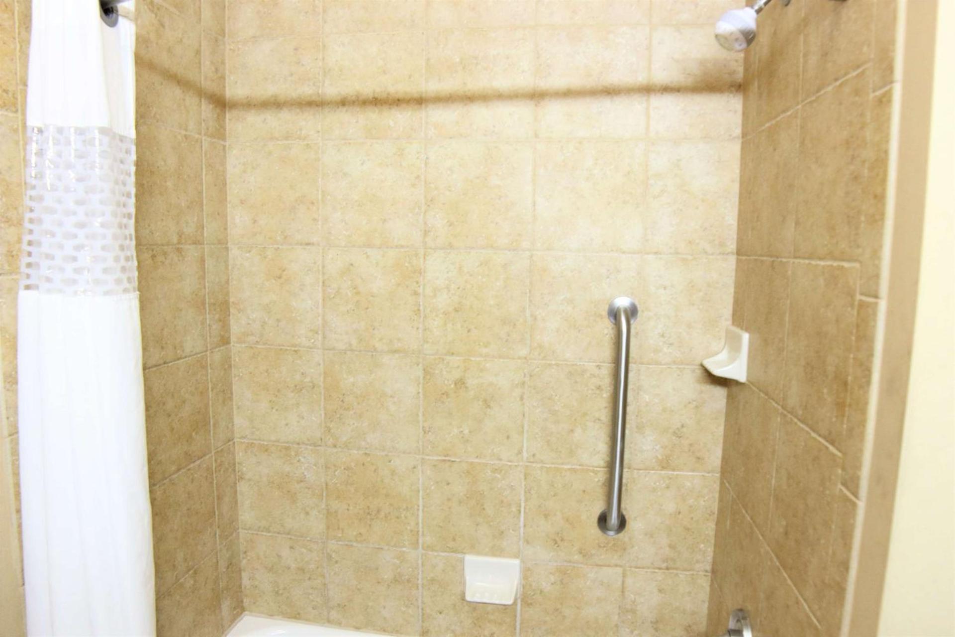 Hampton Inn Seguin photo 47