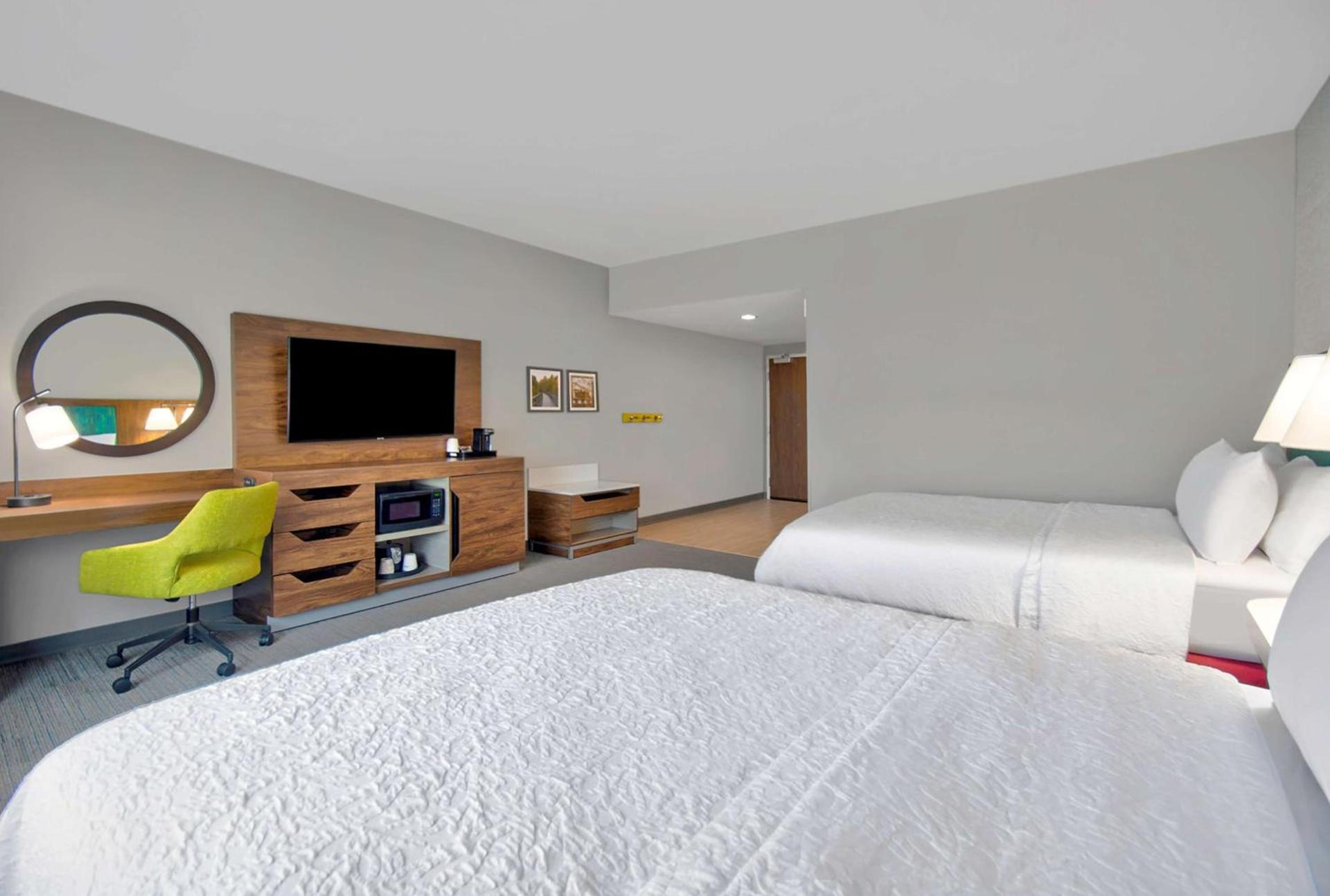 Hampton Inn Abingdon, Va photo 17