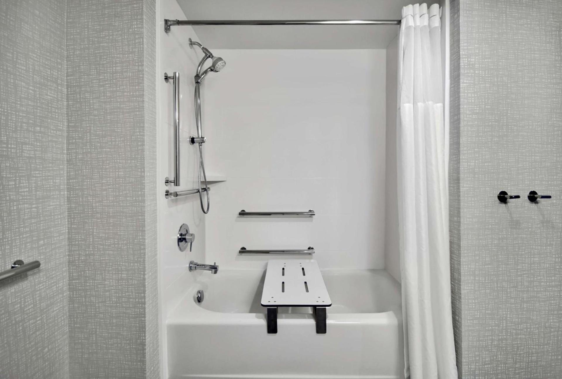 Hampton Inn Abingdon, Va photo 18