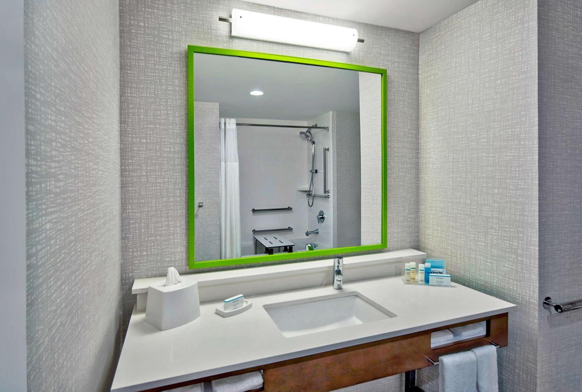 Hampton Inn Abingdon, Va photo 19