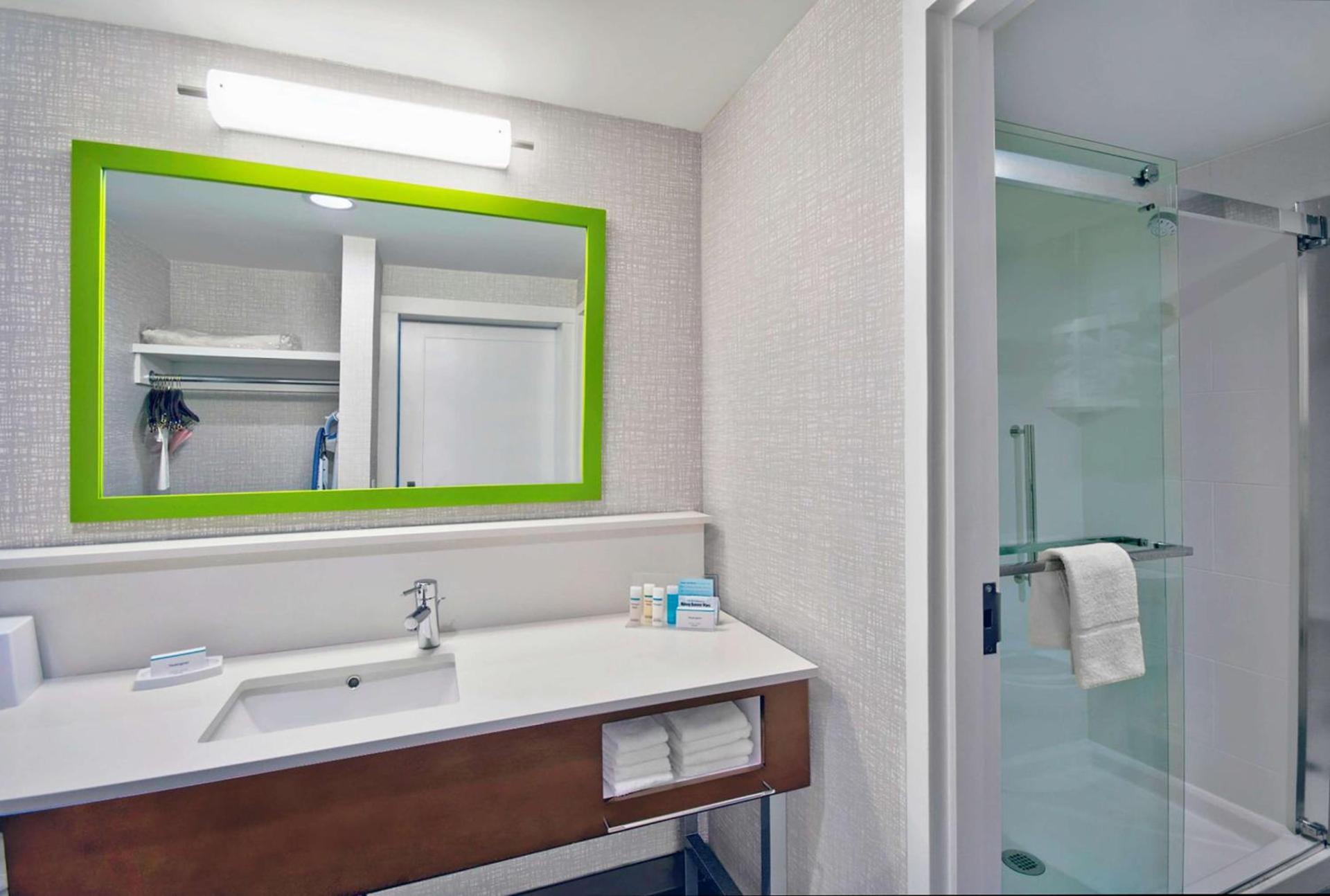 Hampton Inn Abingdon, Va photo 22