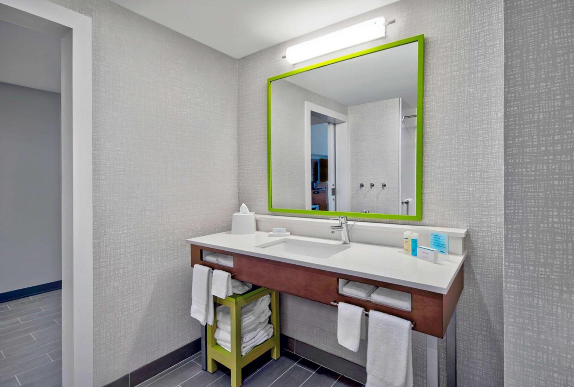 Hampton Inn Abingdon, Va photo 25