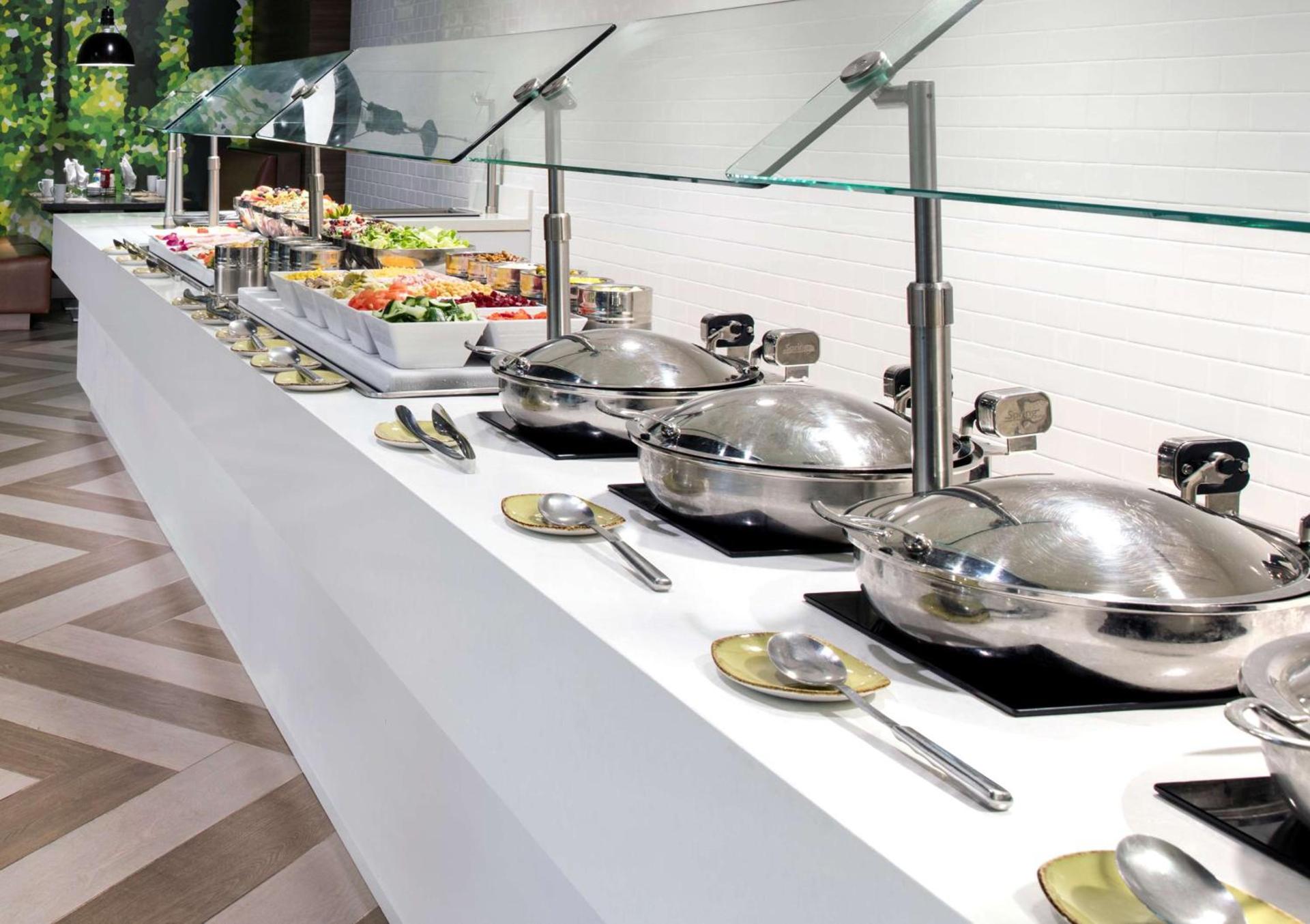 DoubleTree by Hilton Hotel Miami Airport & Convention Center photo 16