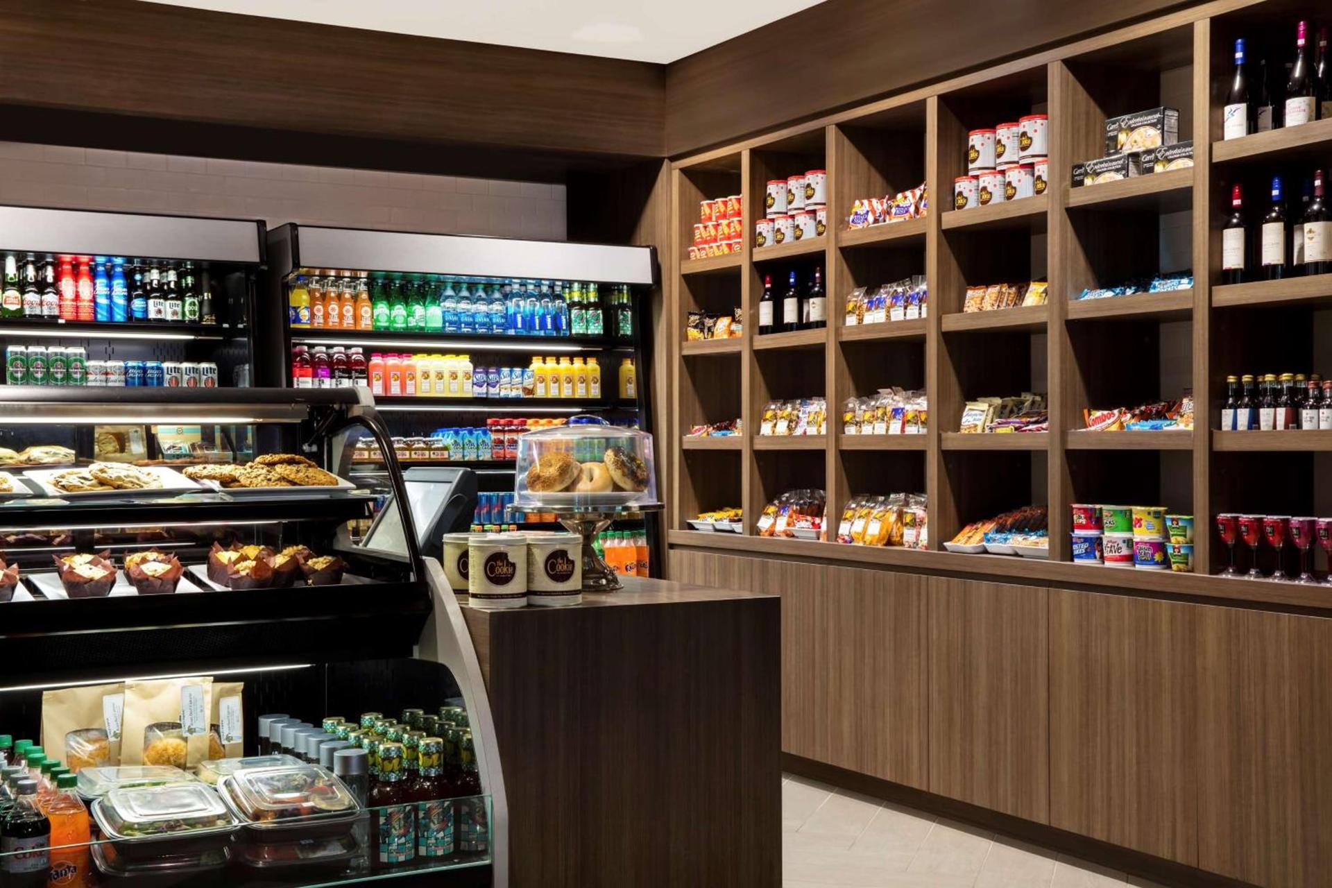 DoubleTree by Hilton Hotel Miami Airport & Convention Center photo 17