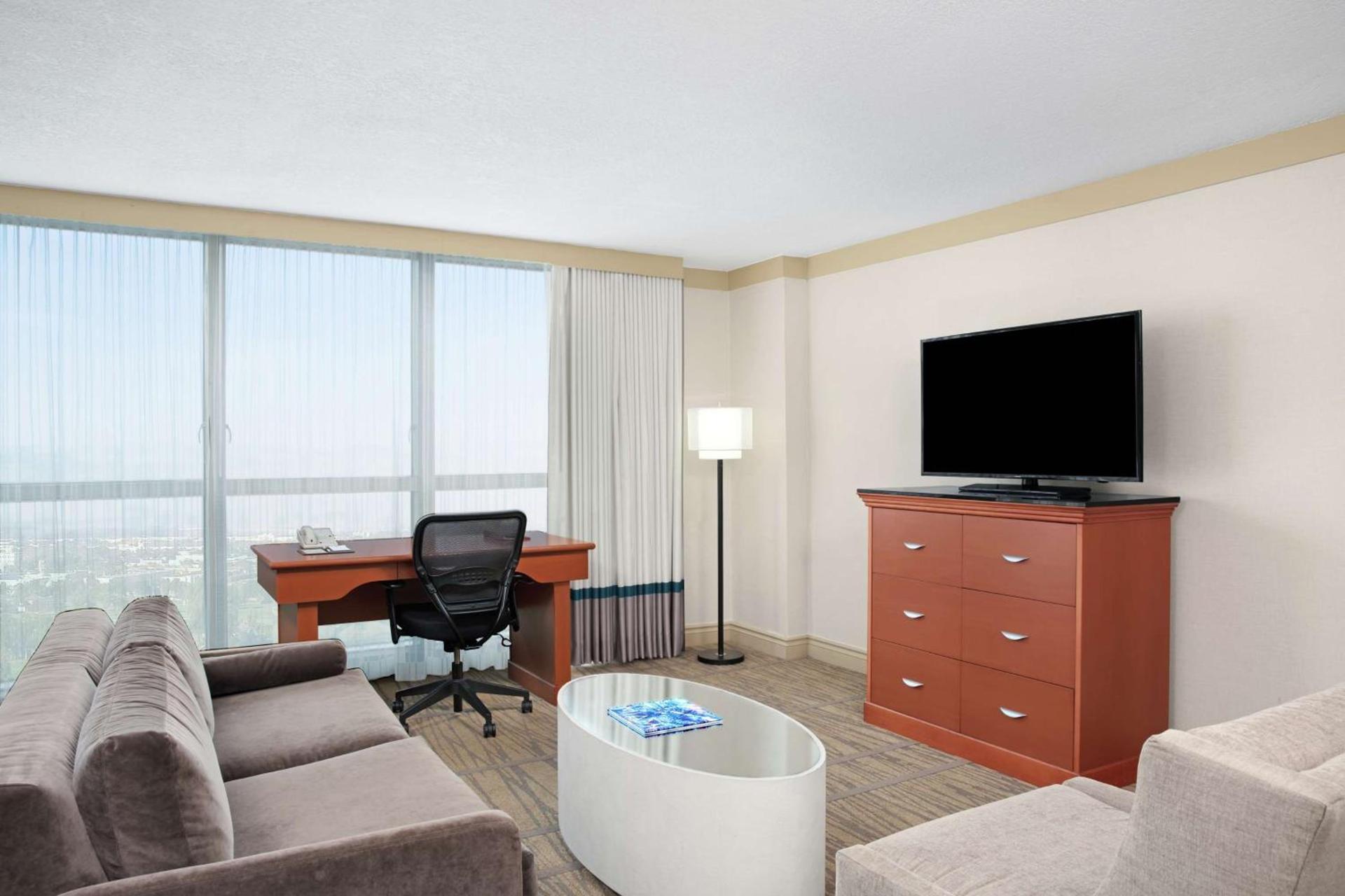 DoubleTree by Hilton Hotel Miami Airport & Convention Center photo 29