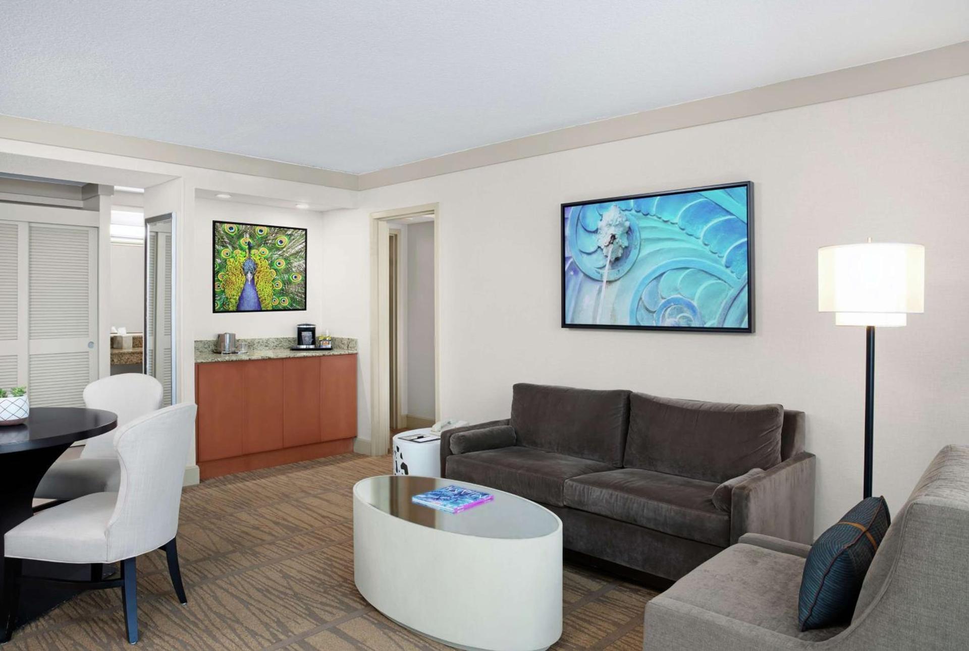 DoubleTree by Hilton Hotel Miami Airport & Convention Center photo 32