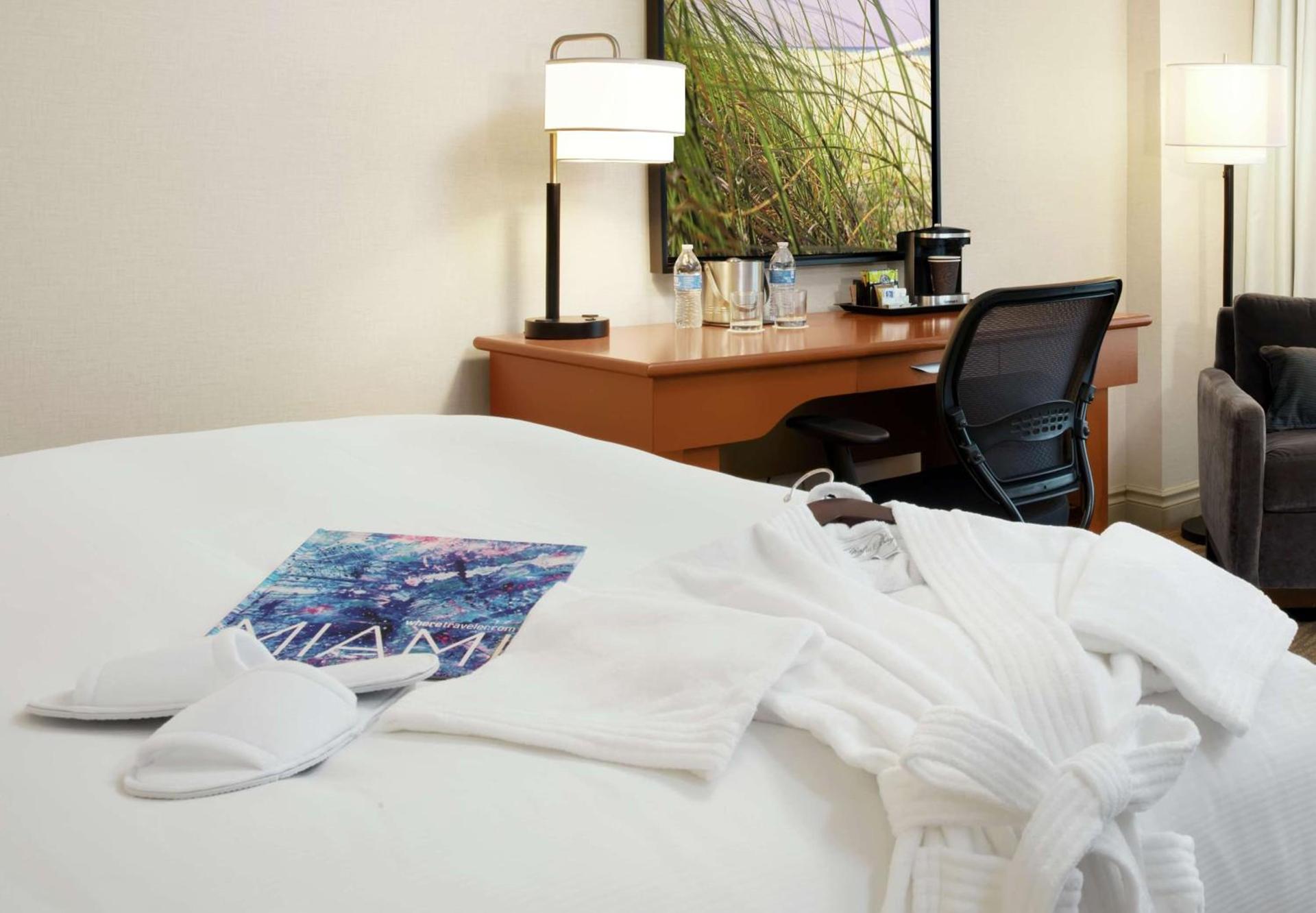 DoubleTree by Hilton Hotel Miami Airport & Convention Center photo 37