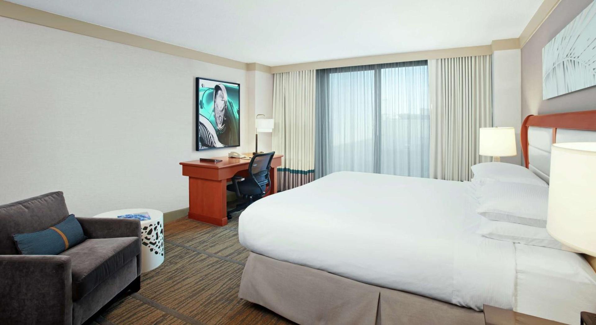 DoubleTree by Hilton Hotel Miami Airport & Convention Center photo 48