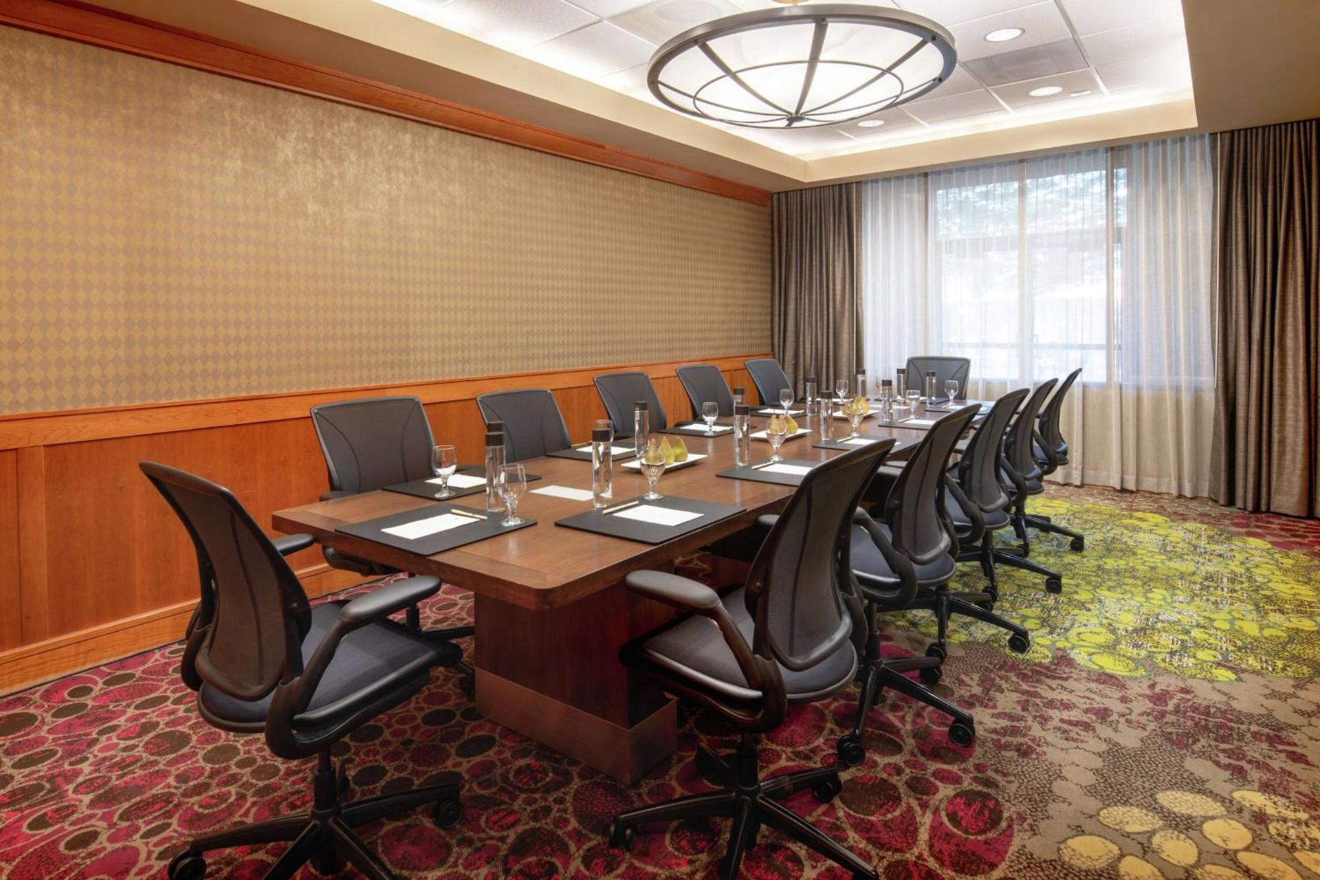 DoubleTree Suites by Hilton Seattle Airport/Southcenter photo 23