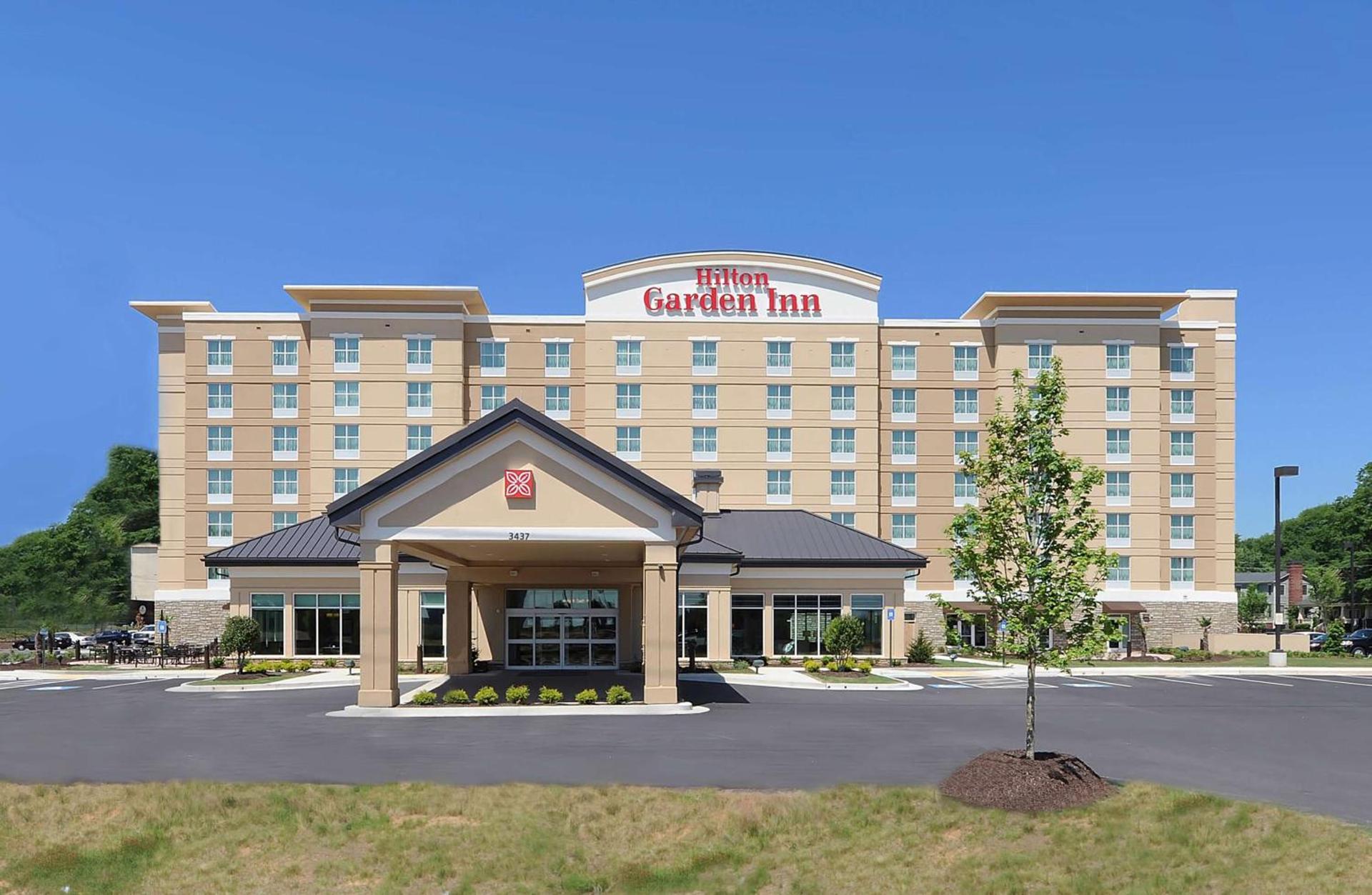 Hilton Garden Inn Atlanta Airport North photo 1