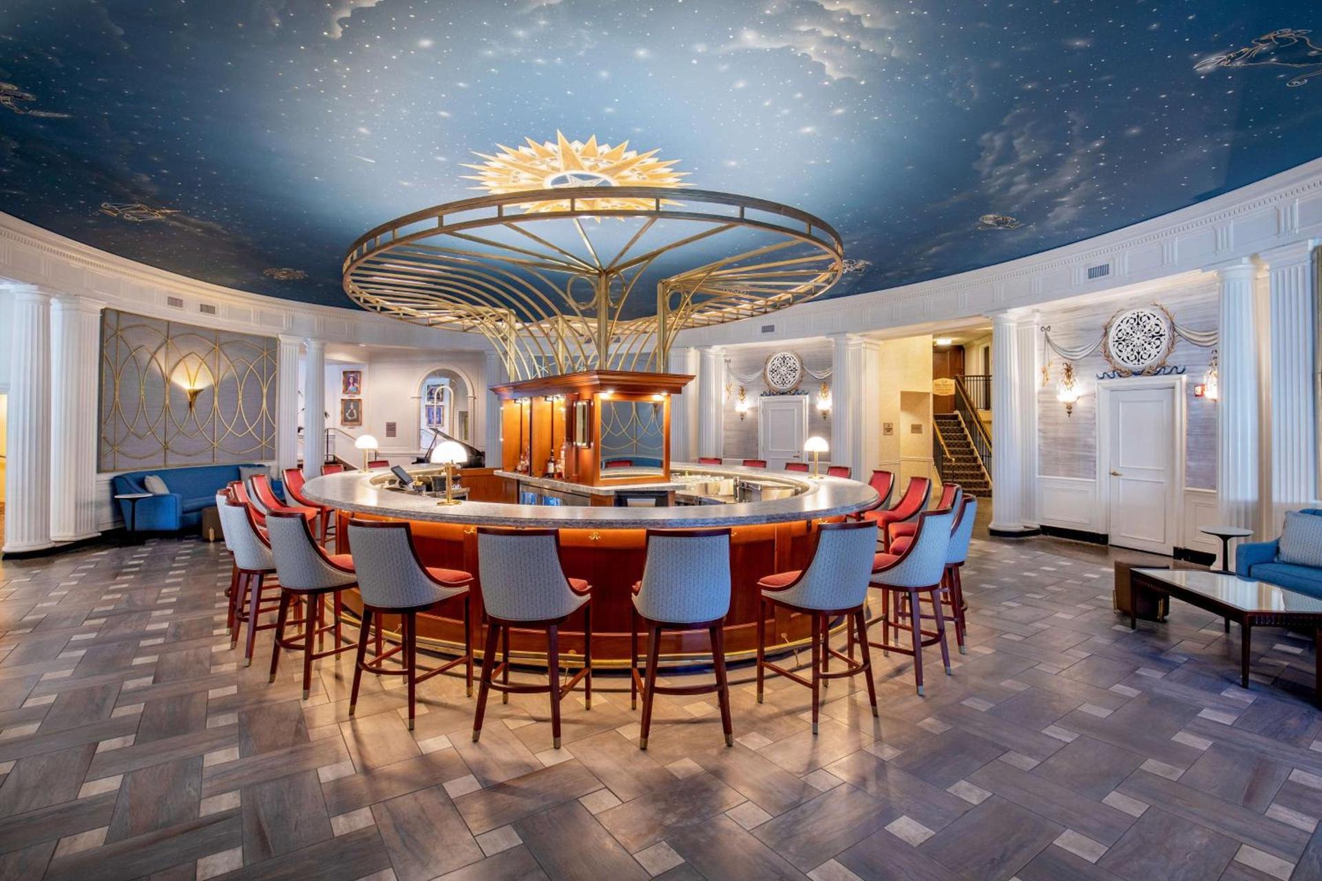 Hotel Roanoke & Conference Center, Curio Collection by Hilton photo 54
