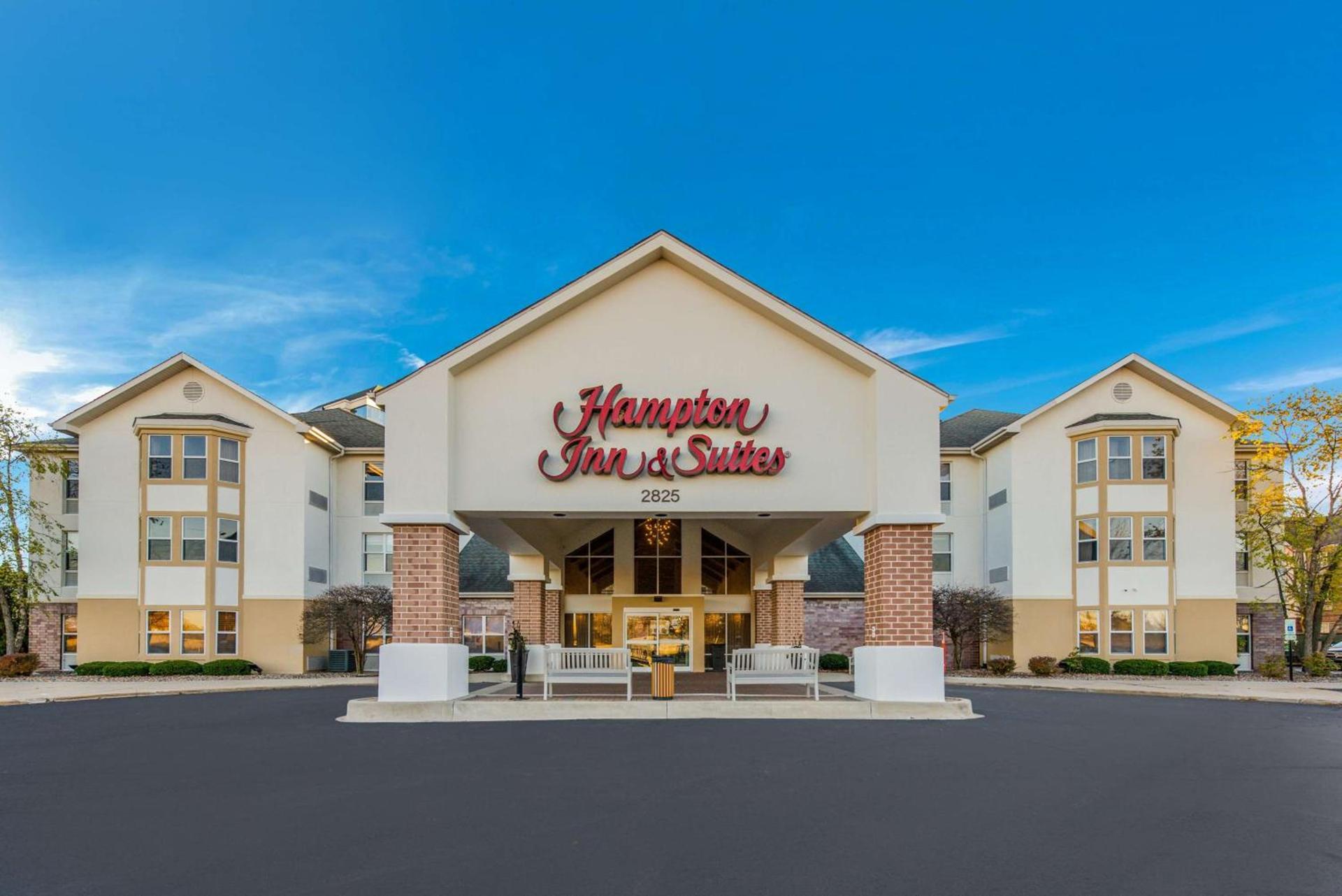 Hampton Inn & Suites Chicago-Hoffman Estates photo 3