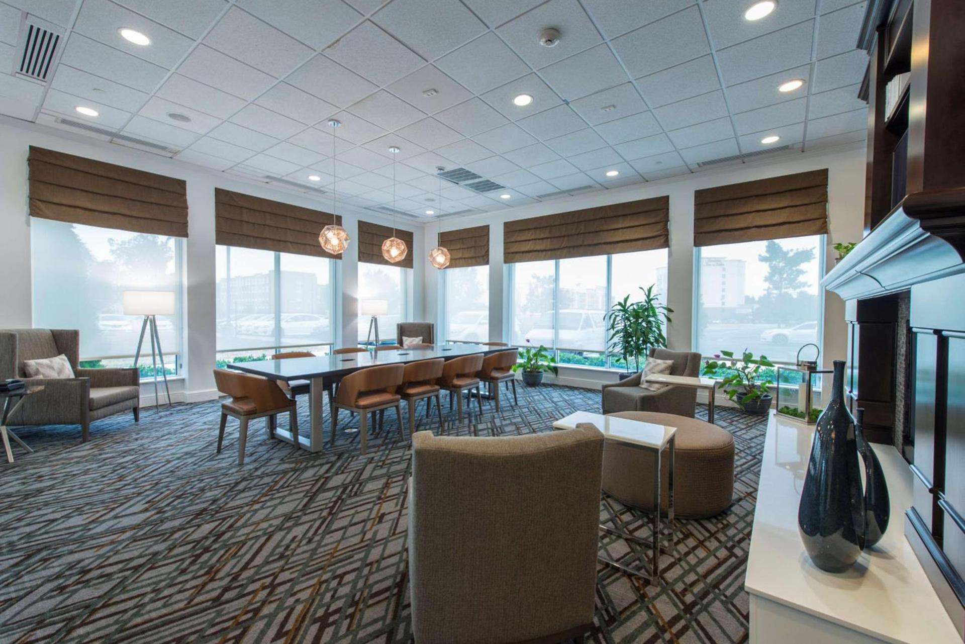 Hilton Garden Inn Atlanta Airport North photo 50