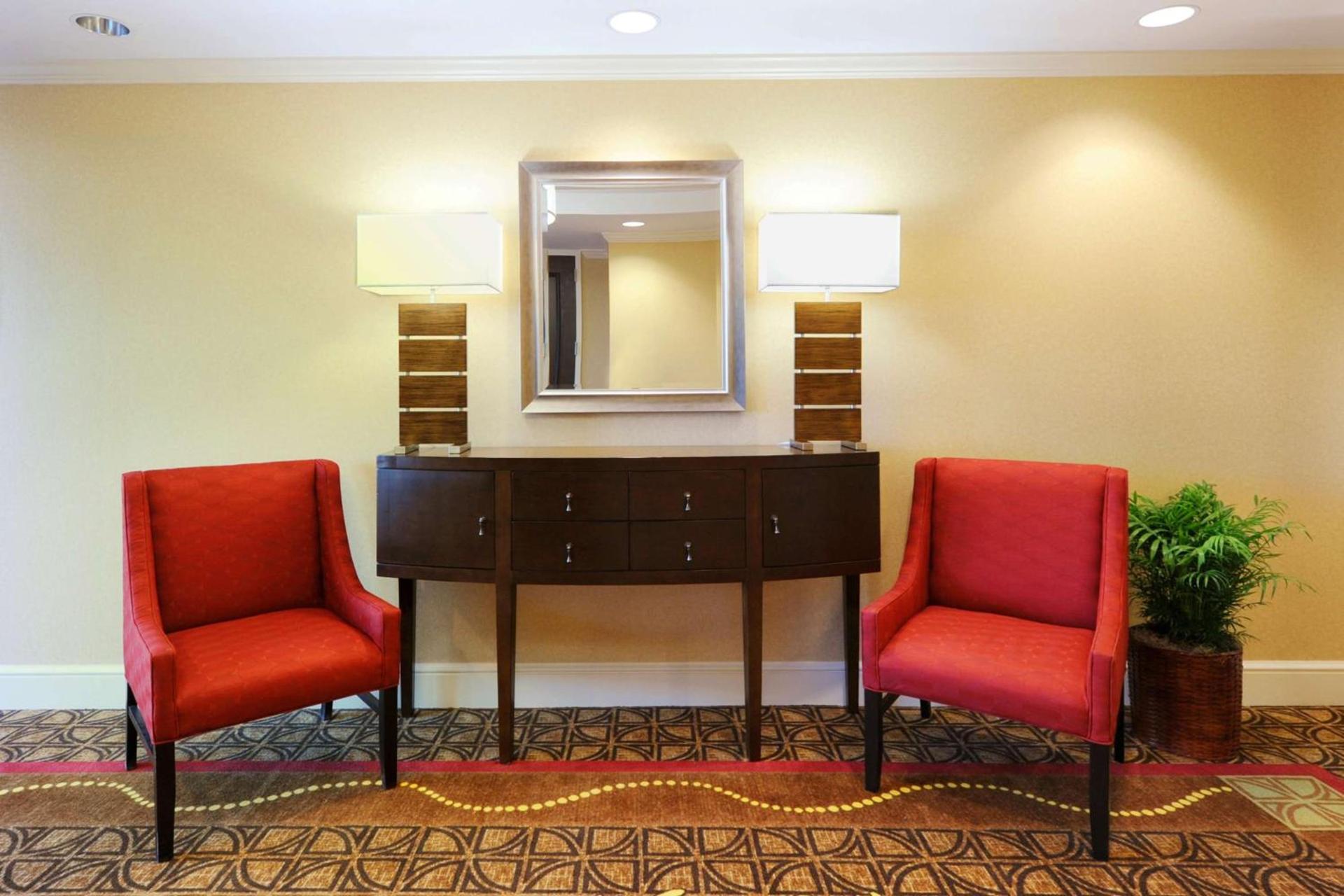 Hilton Garden Inn Atlanta Airport North photo 62