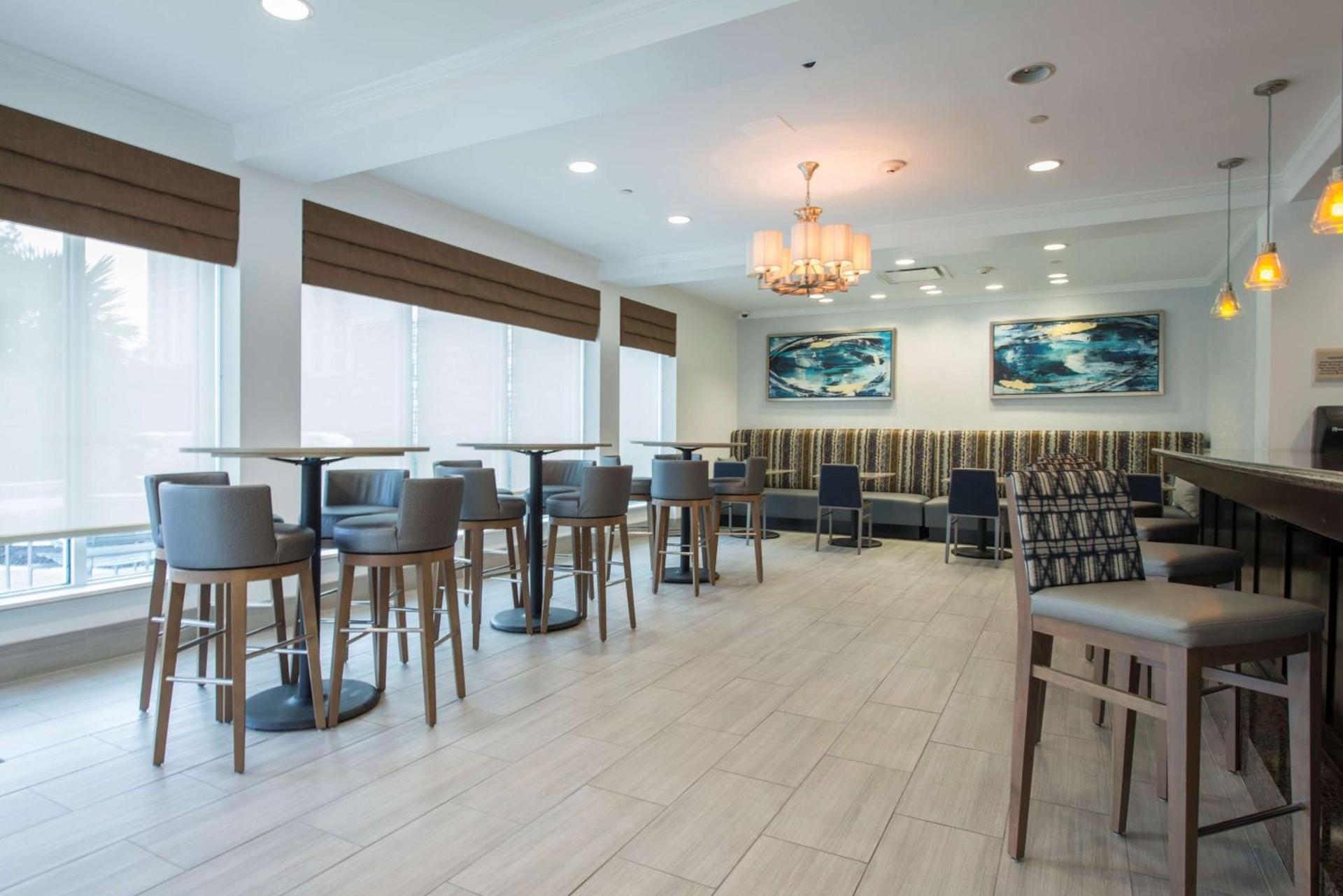 Hilton Garden Inn Atlanta Airport North photo 74