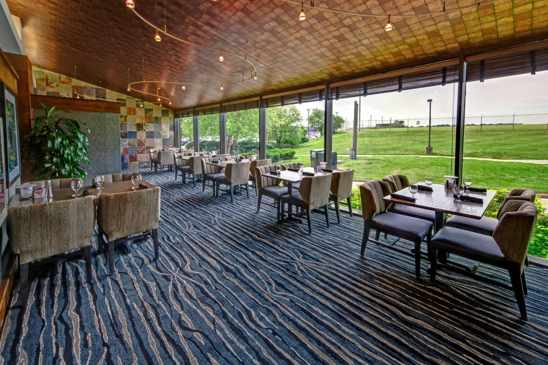 Hilton Knoxville Airport photo 20
