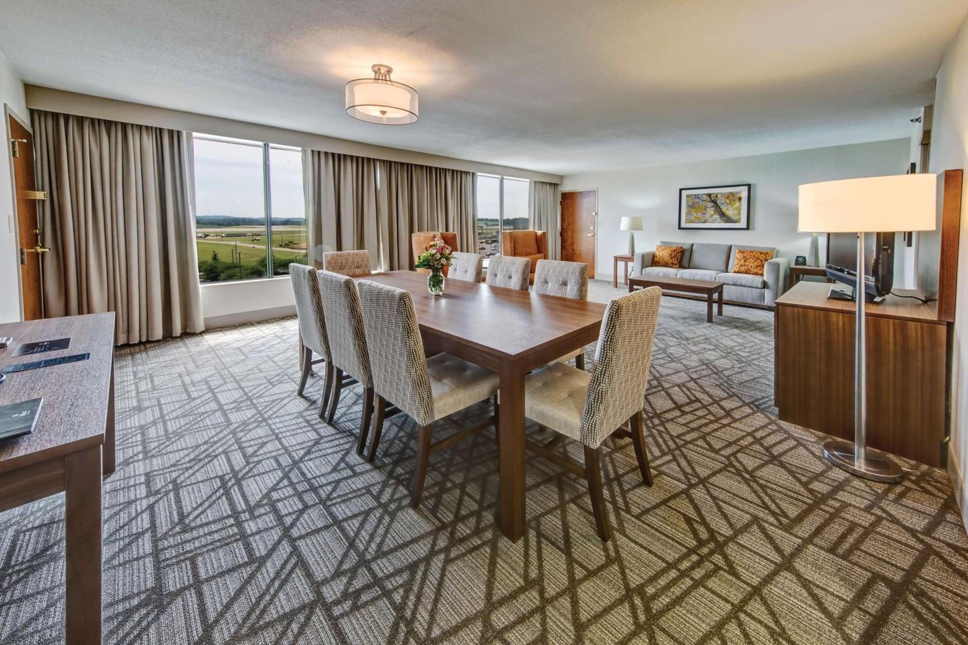 Hilton Knoxville Airport photo 68