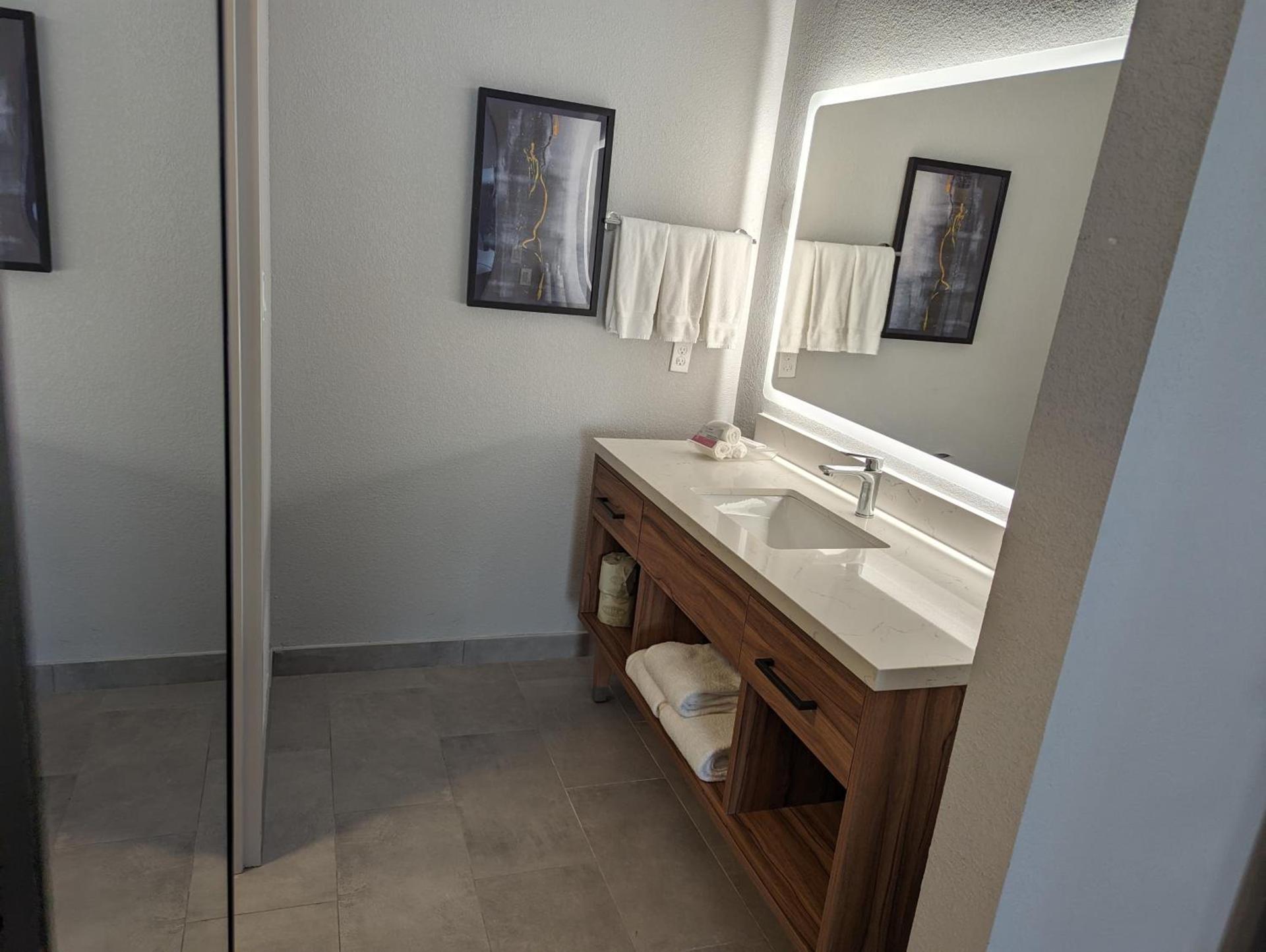Homewood Suites Beaumont photo 42