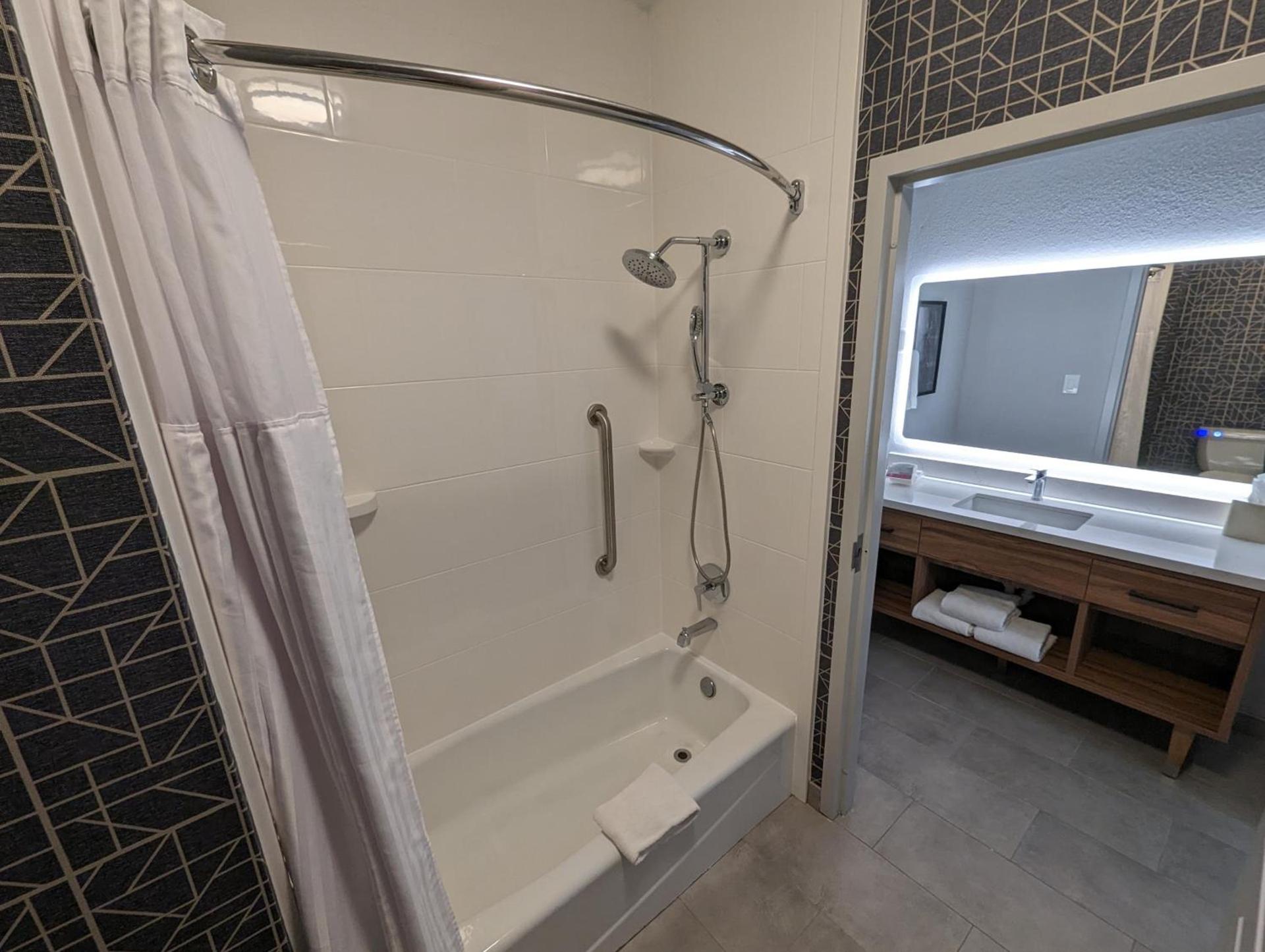 Homewood Suites Beaumont photo 47