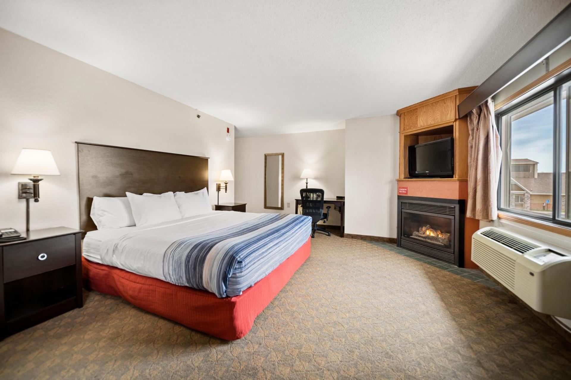 AmericInn by Wyndham Ames photo 15