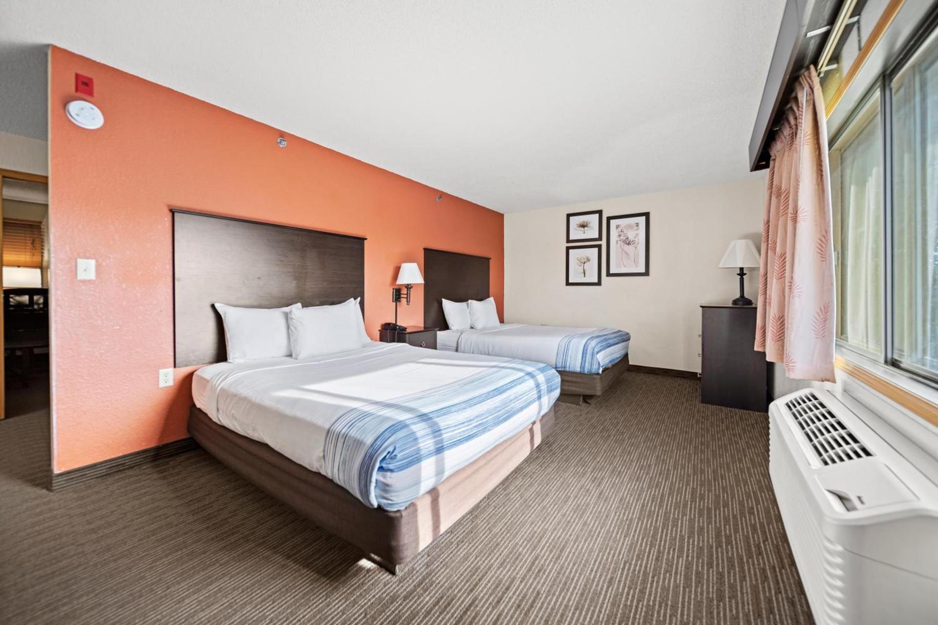 AmericInn by Wyndham Ames photo 16