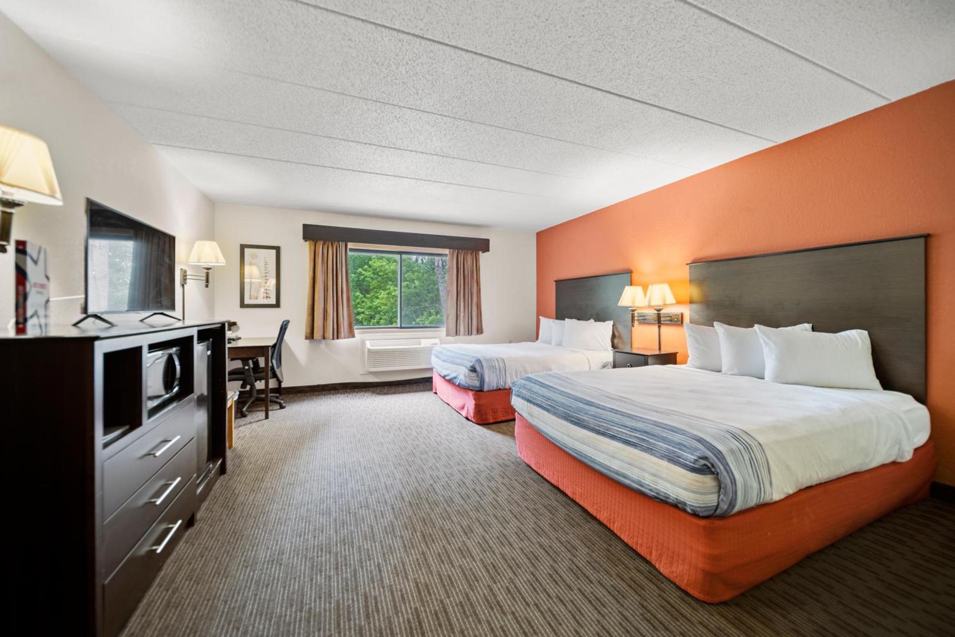 AmericInn by Wyndham Ames photo 19