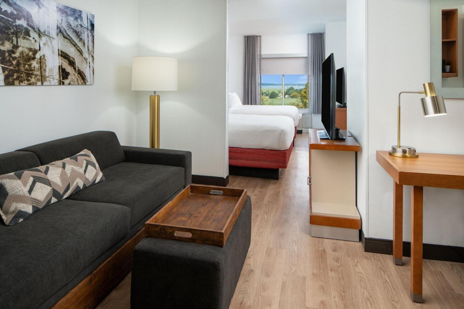 SpringHill Suites by Marriott Charleston Riverview photo 11