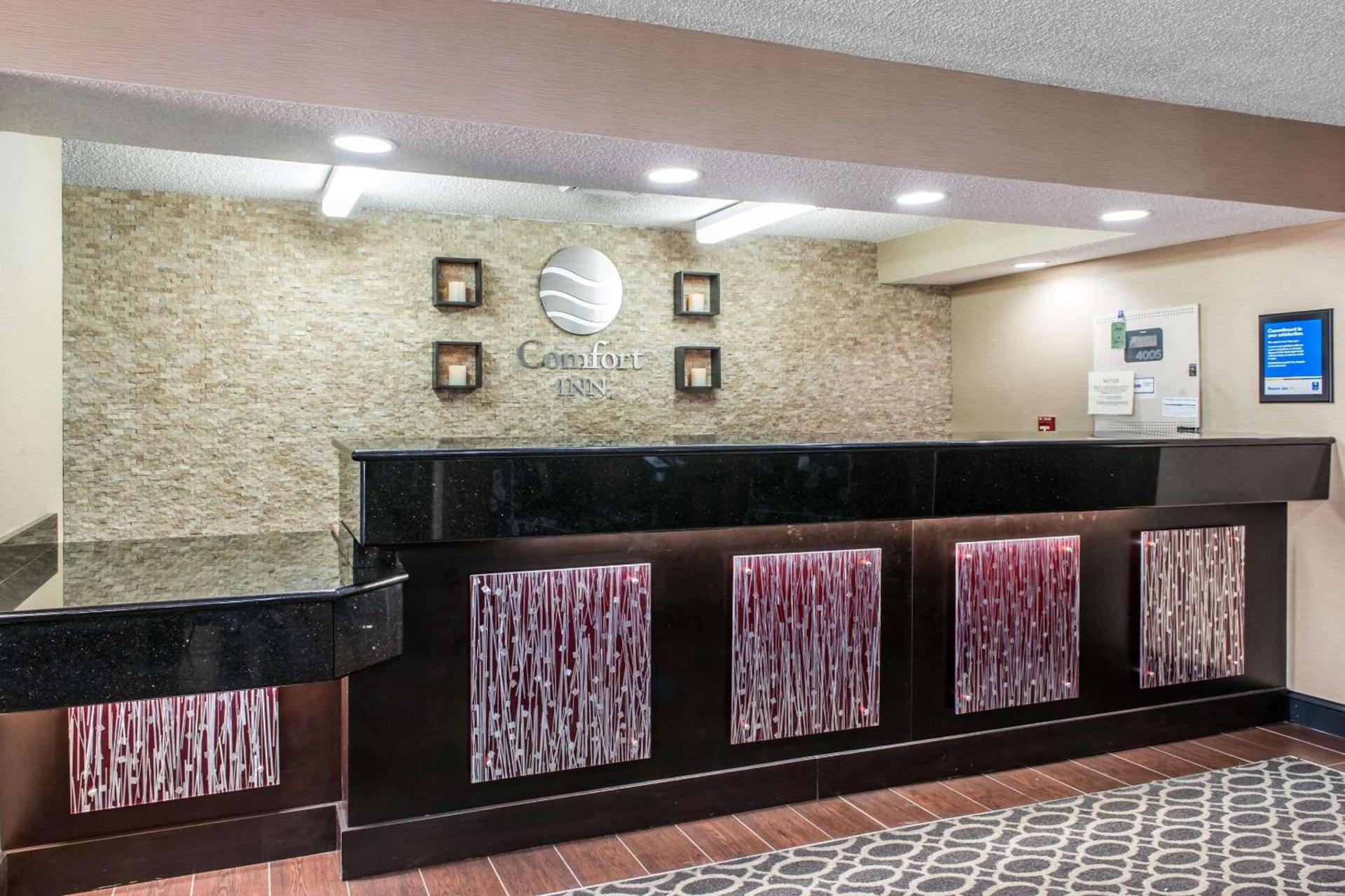 Comfort Inn Blue Ash North photo 3