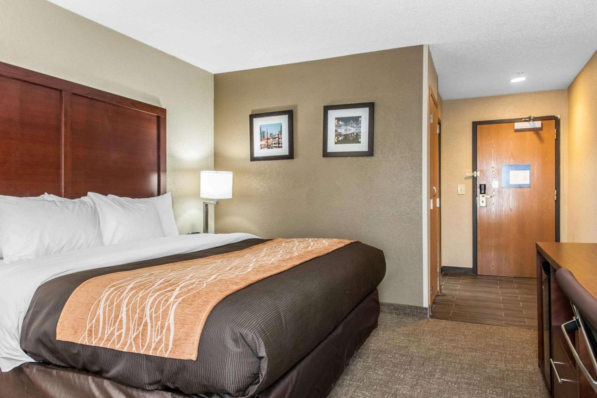 Comfort Inn Blue Ash North photo 11