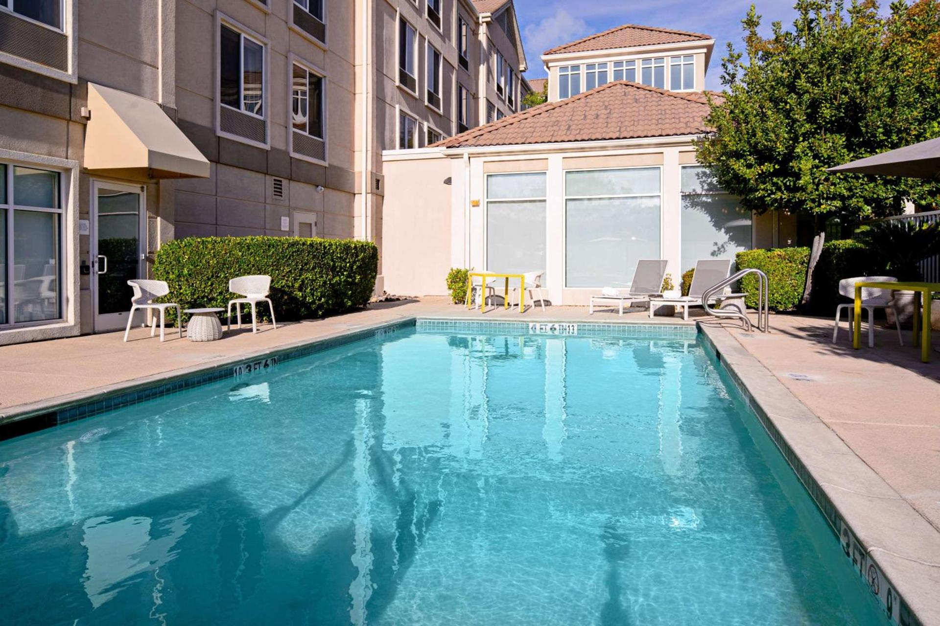Hilton Garden Inn Folsom photo 8