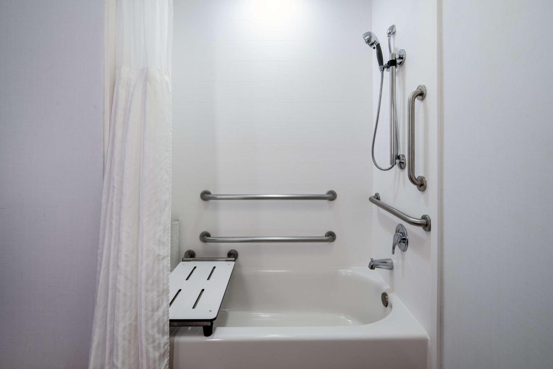 Hilton Garden Inn Folsom photo 25
