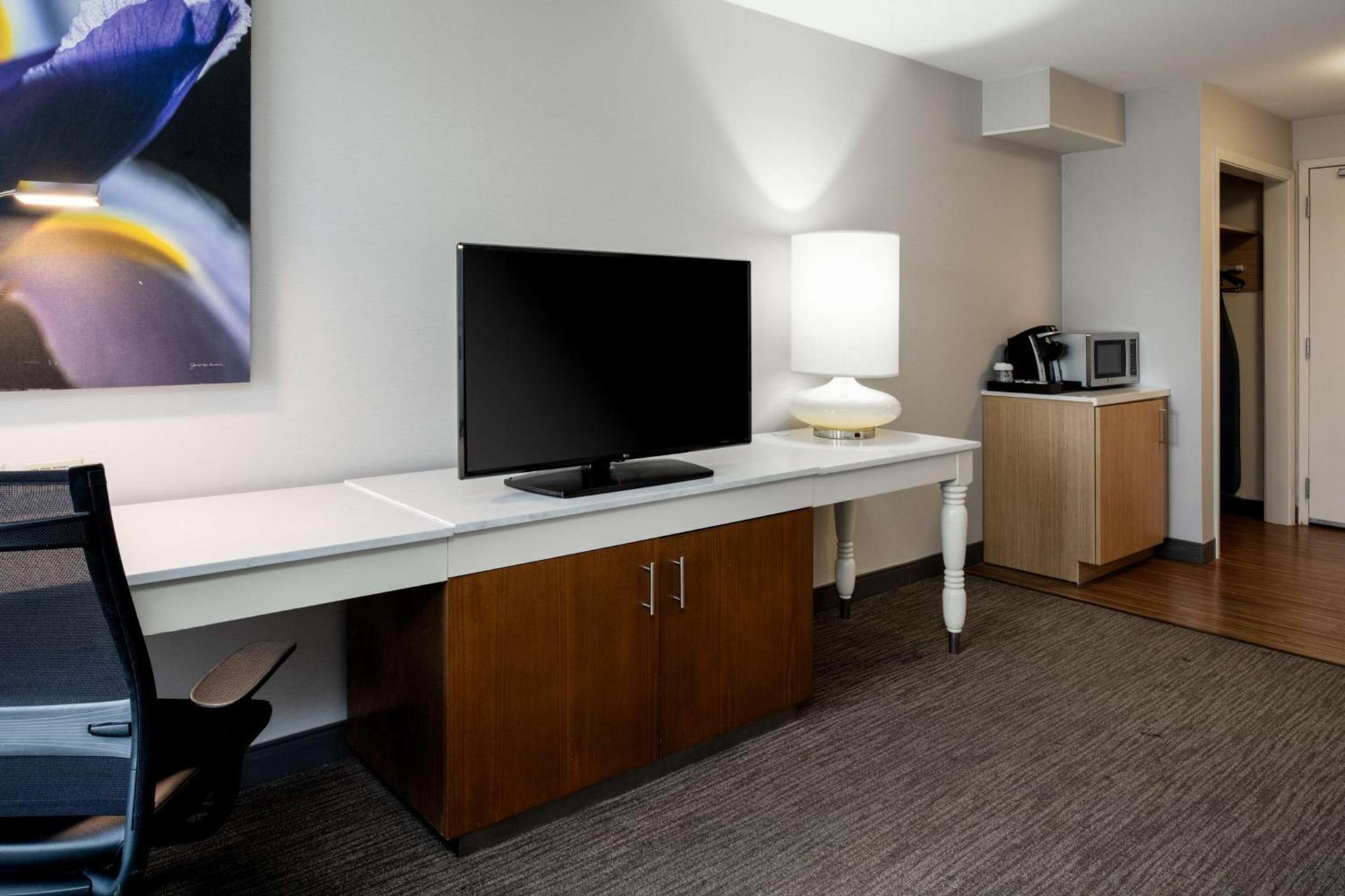 Hilton Garden Inn Folsom photo 29