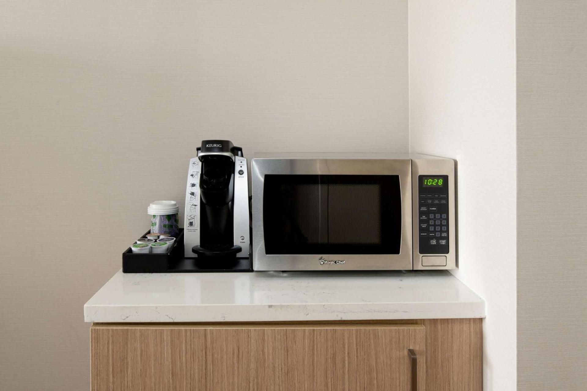 Hilton Garden Inn Folsom photo 33