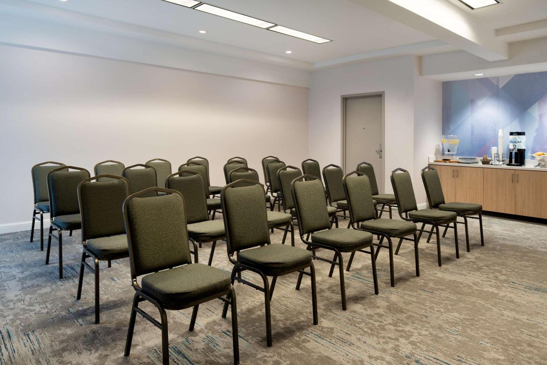 Hilton Garden Inn Folsom photo 36