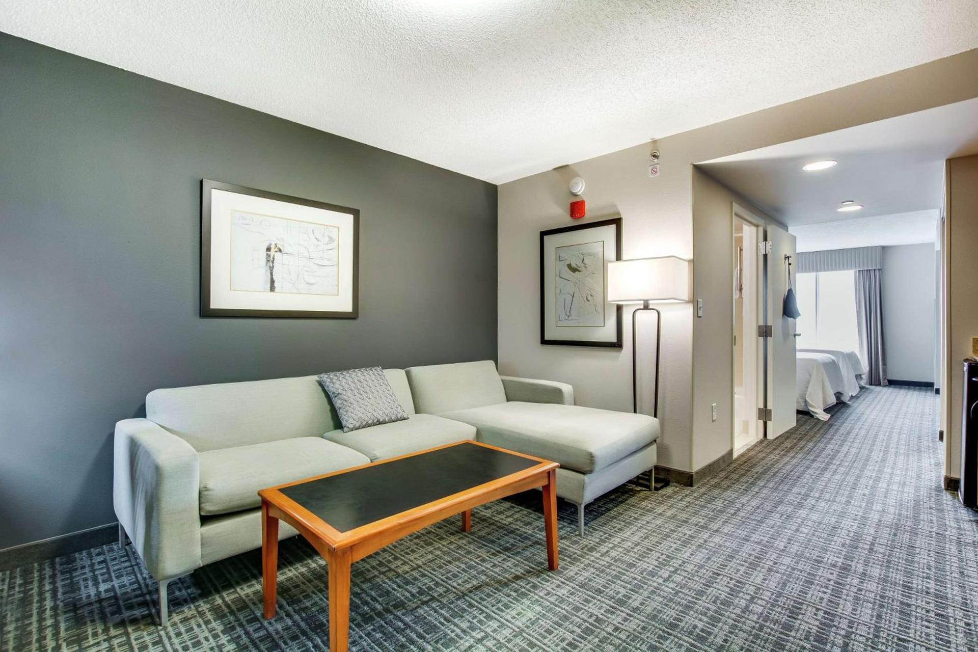 Hilton Garden Inn Louisville Airport photo 37