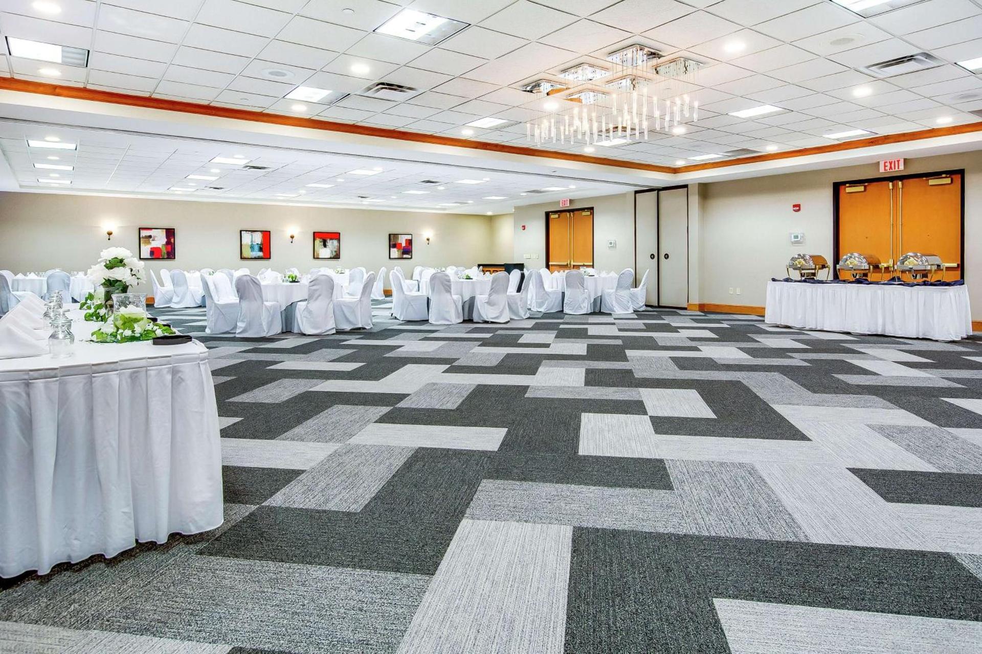 Hilton Garden Inn Louisville Airport photo 43