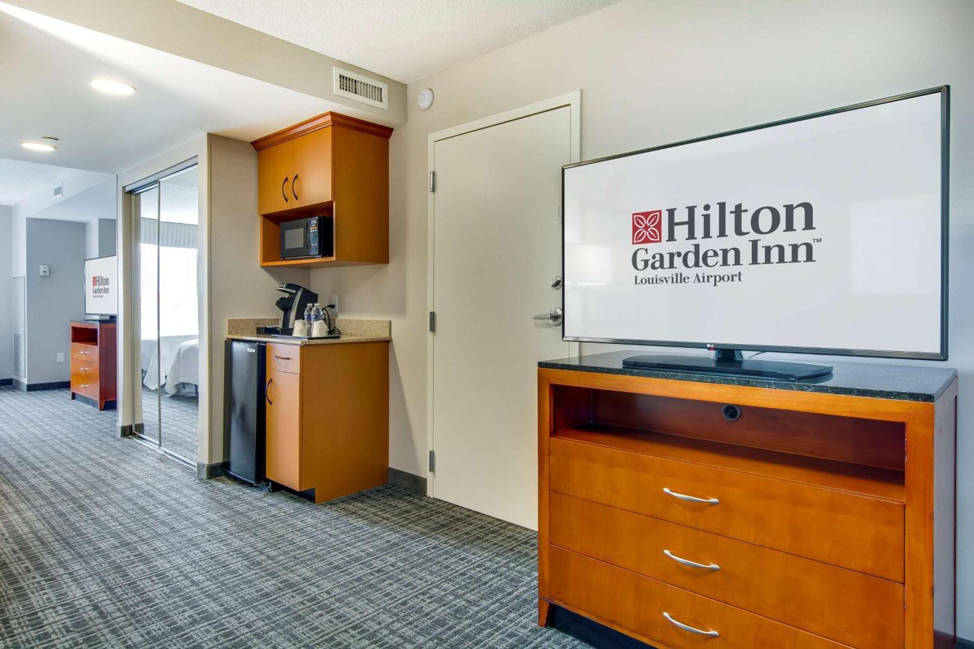 Hilton Garden Inn Louisville Airport photo 46