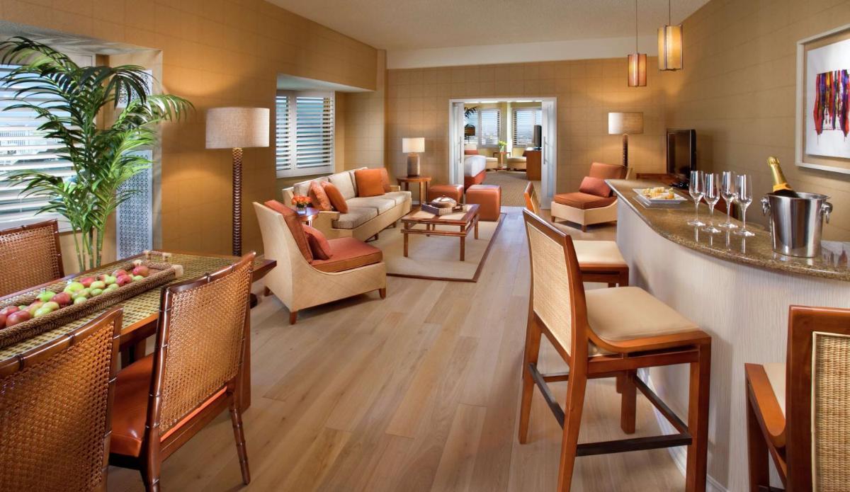 Tropicana Las Vegas a DoubleTree by Hilton Resort & Casino - Free Parking photo 22
