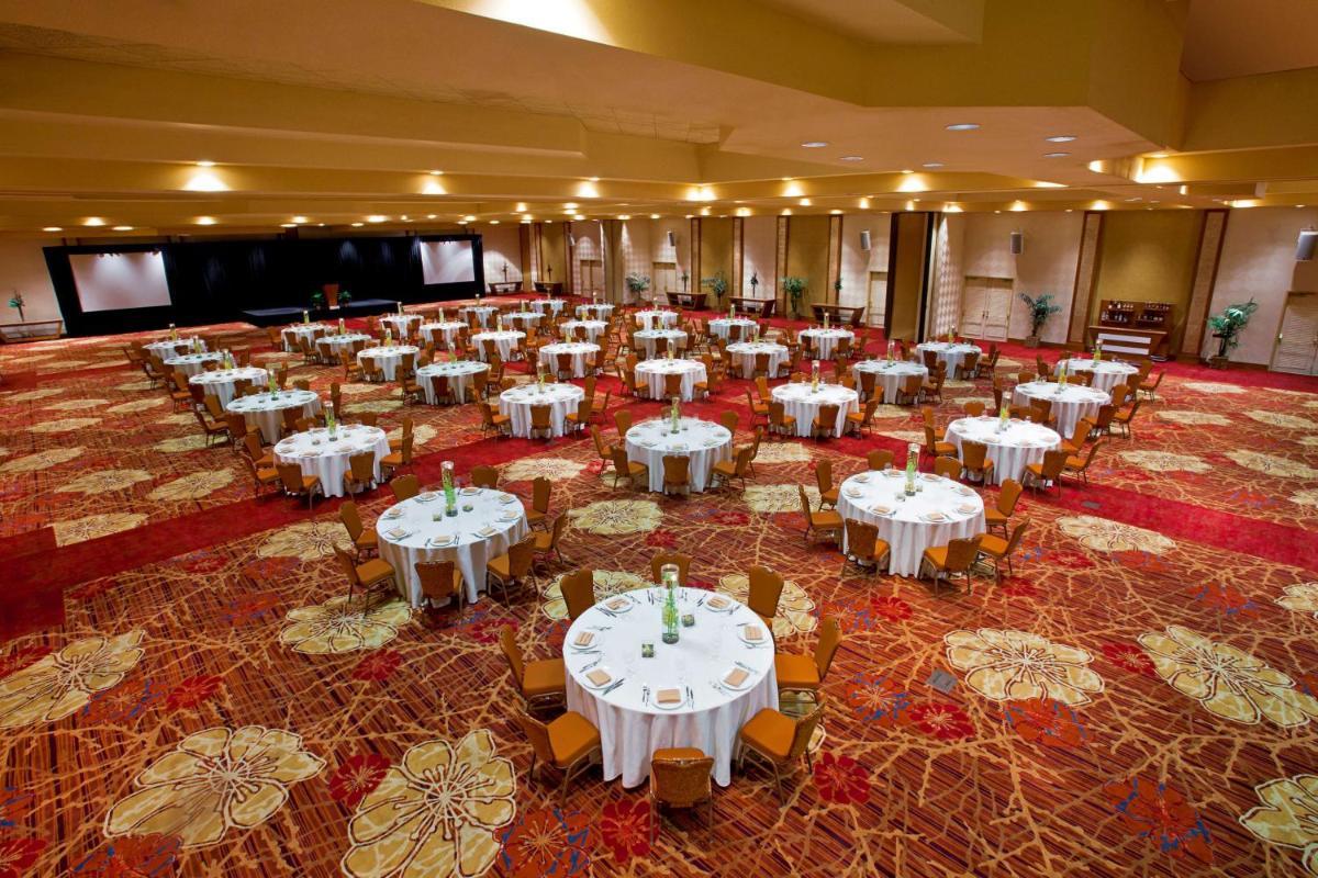 Tropicana Las Vegas a DoubleTree by Hilton Resort & Casino - Free Parking photo 40