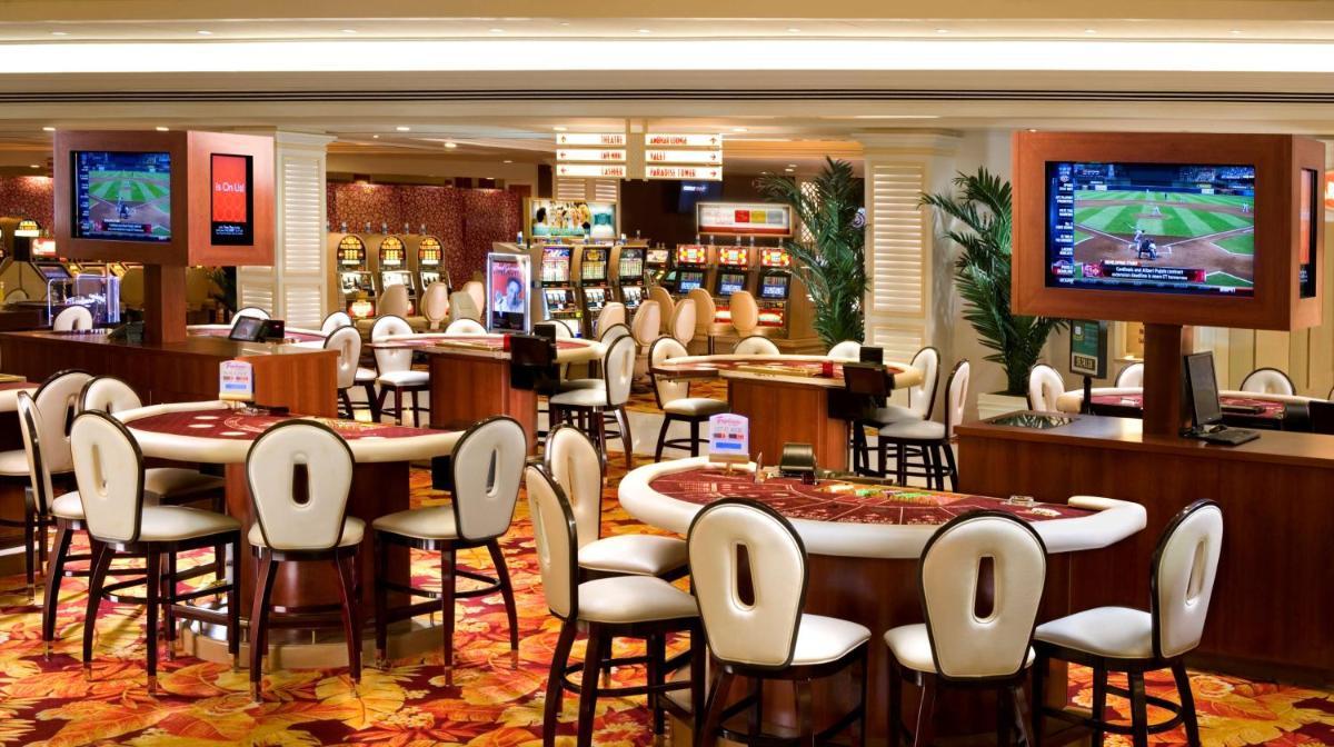 Tropicana Las Vegas a DoubleTree by Hilton Resort & Casino - Free Parking photo 7