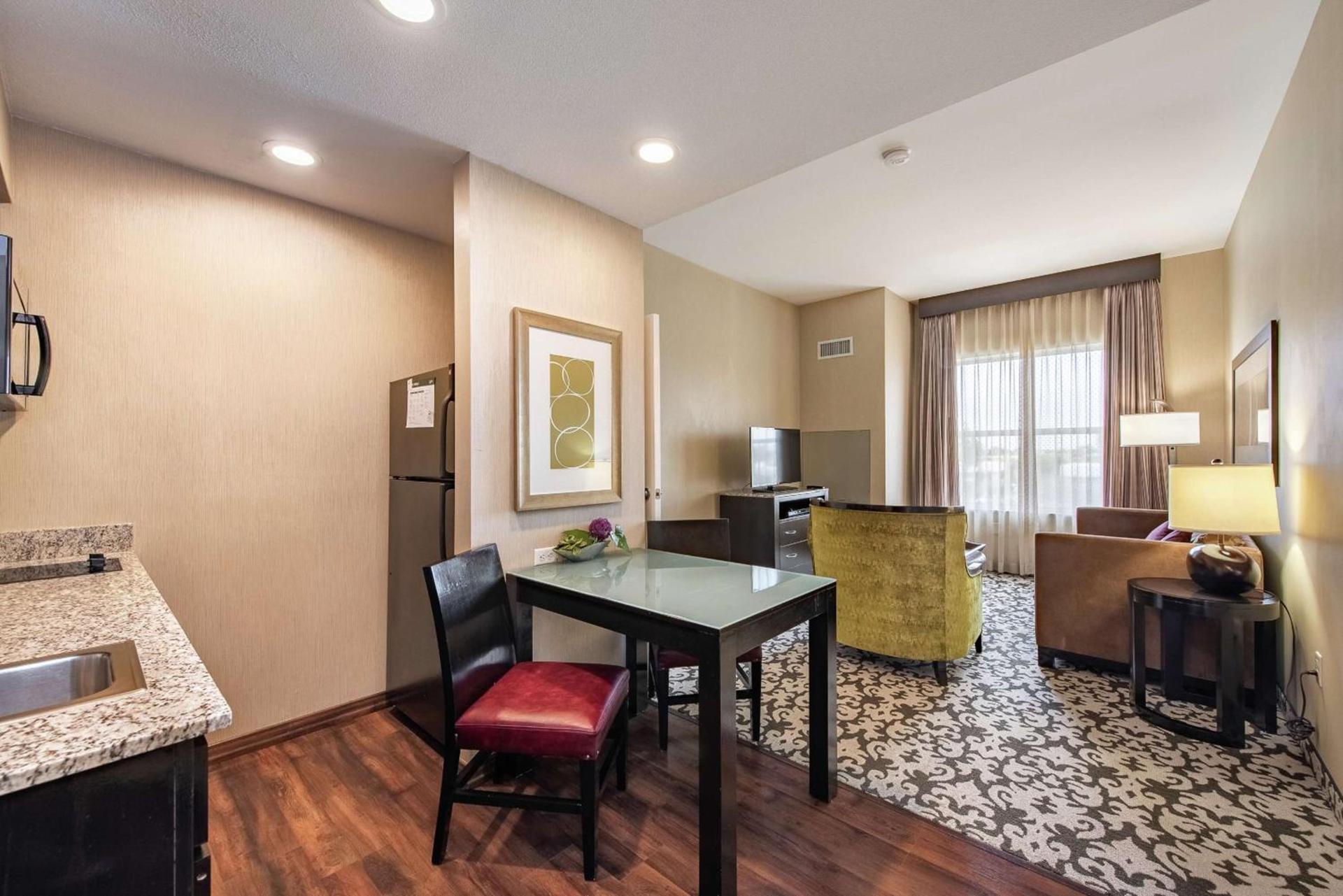 Homewood Suites by Hilton Oxnard/Camarillo photo 15