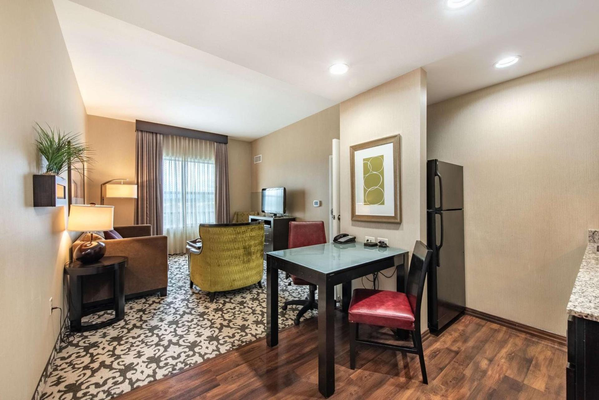 Homewood Suites by Hilton Oxnard/Camarillo photo 17