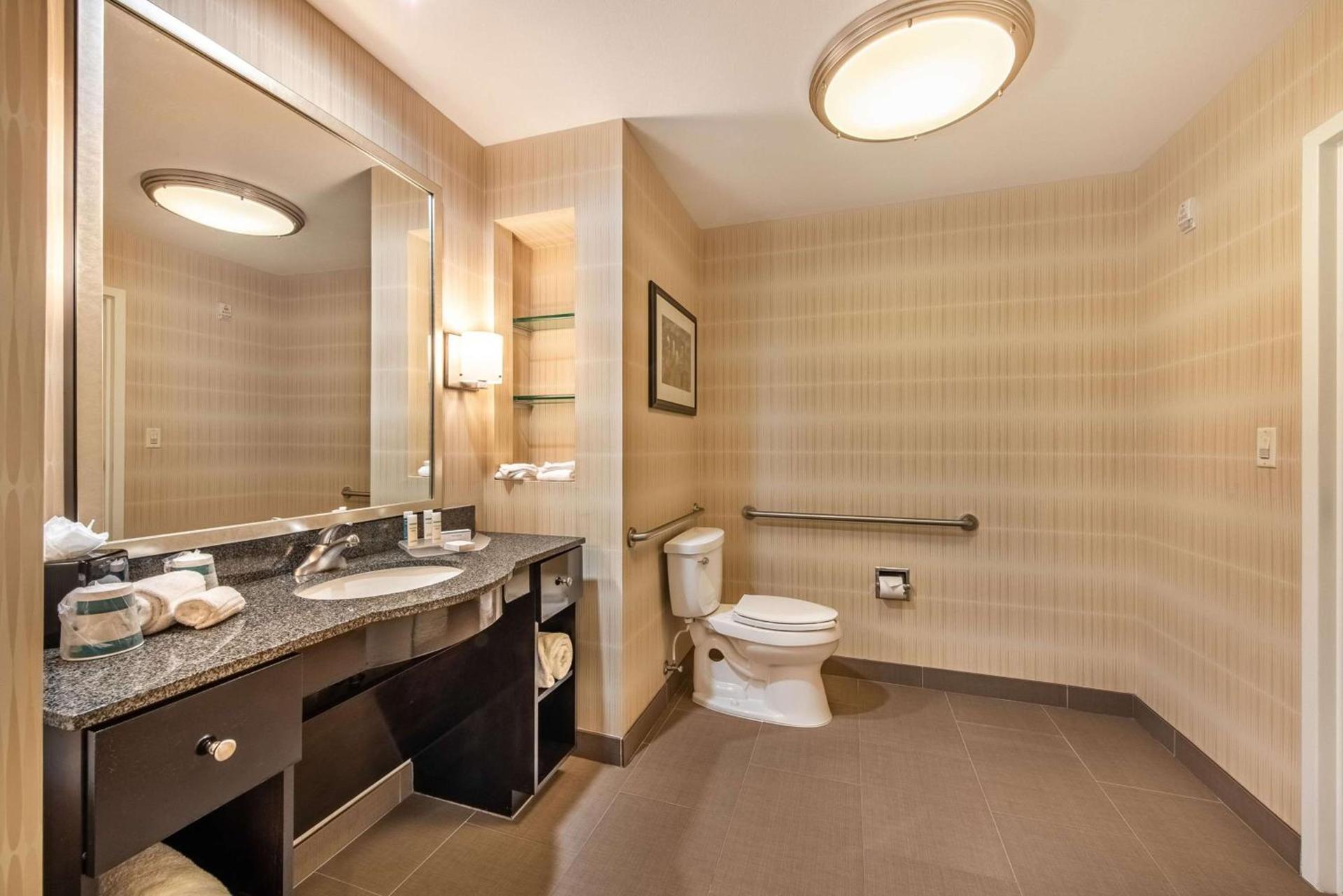 Homewood Suites by Hilton Oxnard/Camarillo photo 20