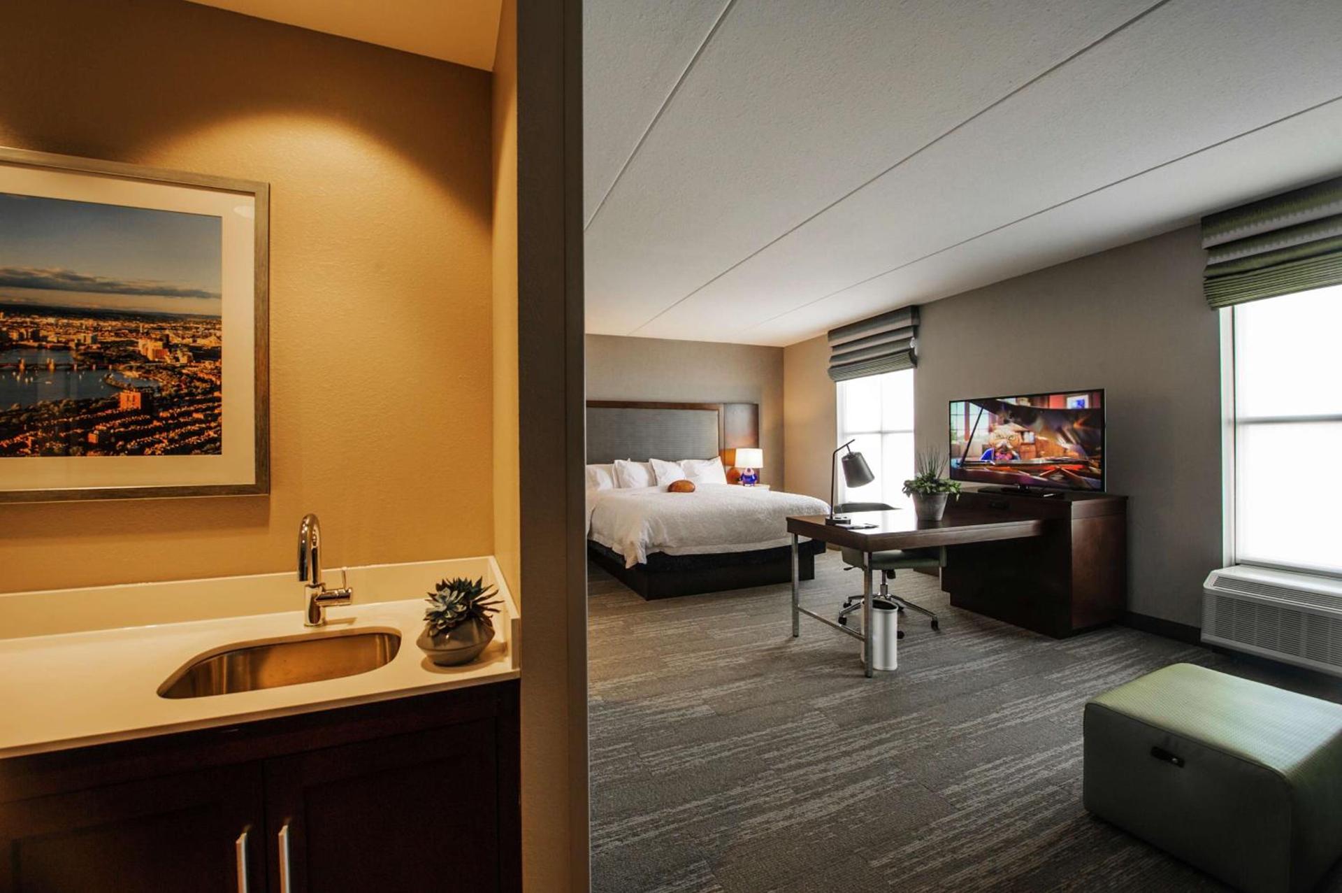 Hampton Inn & Suites/Foxborough/Mansfield photo 15