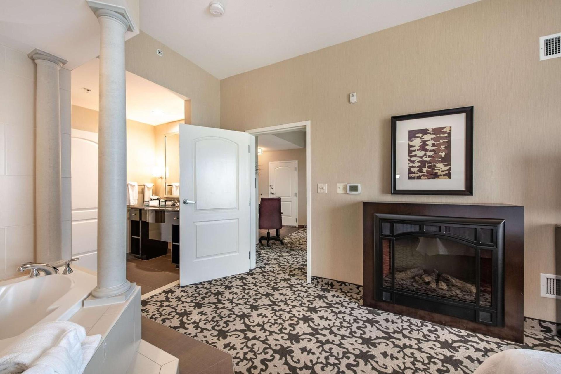 Homewood Suites by Hilton Oxnard/Camarillo photo 42